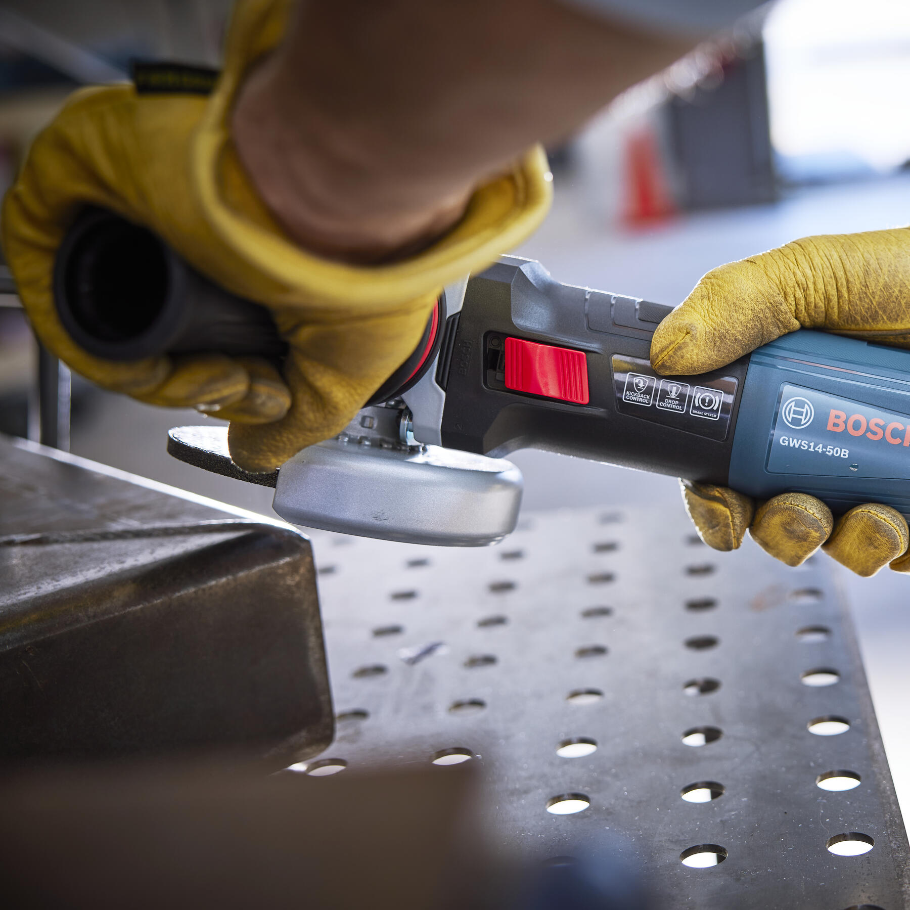 Bosch GWS14-50B Cordless-Grinders - View #3