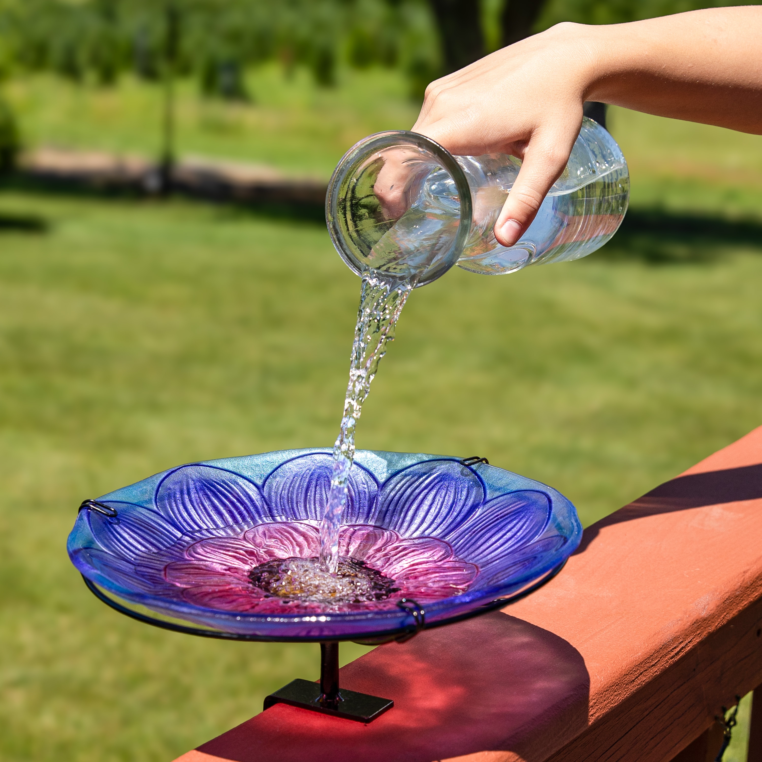 Sunnydaze Decor HB-165 birdbaths - View #10