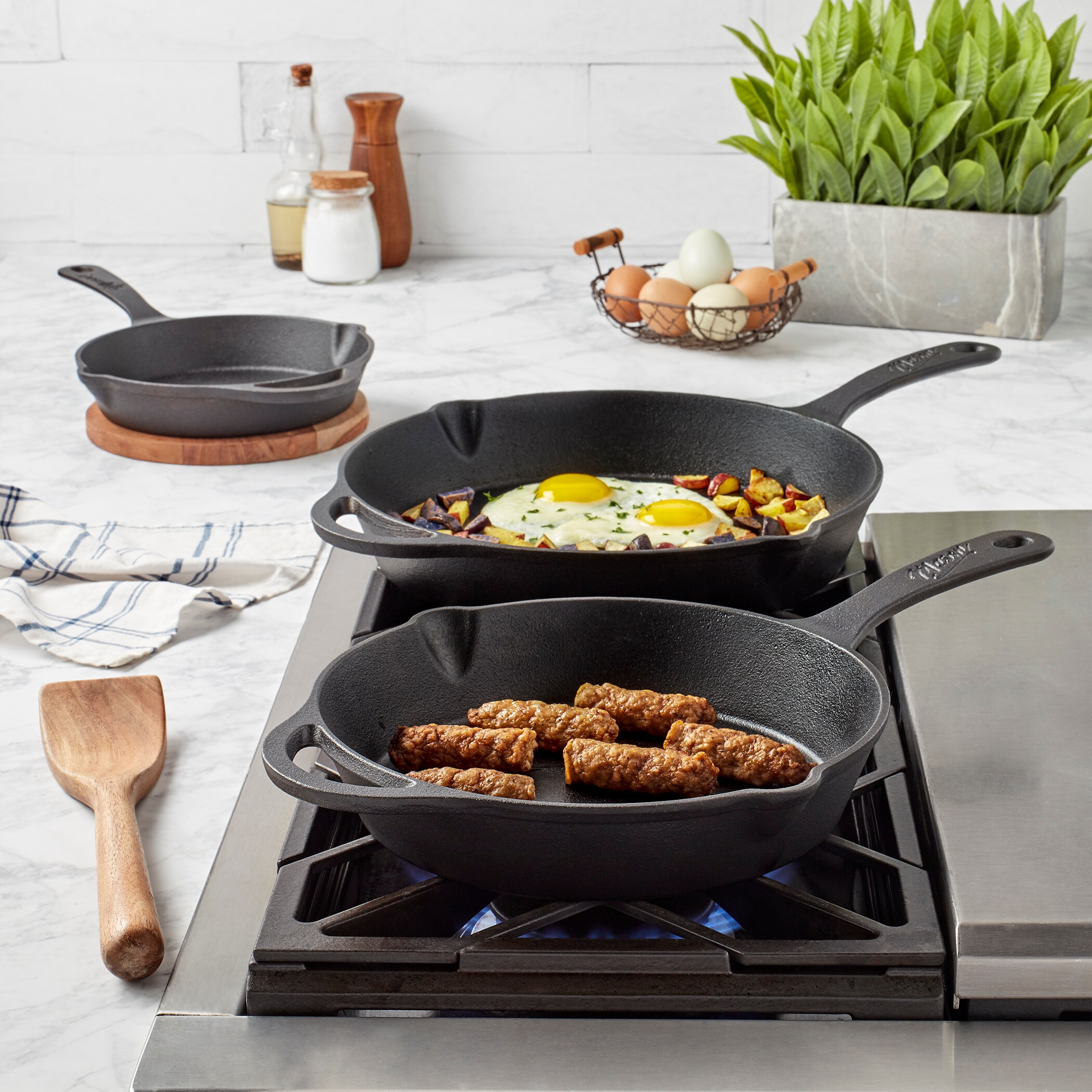 Pre-Seasoned Cast Iron Skillet with Cast Iron Lid 10in