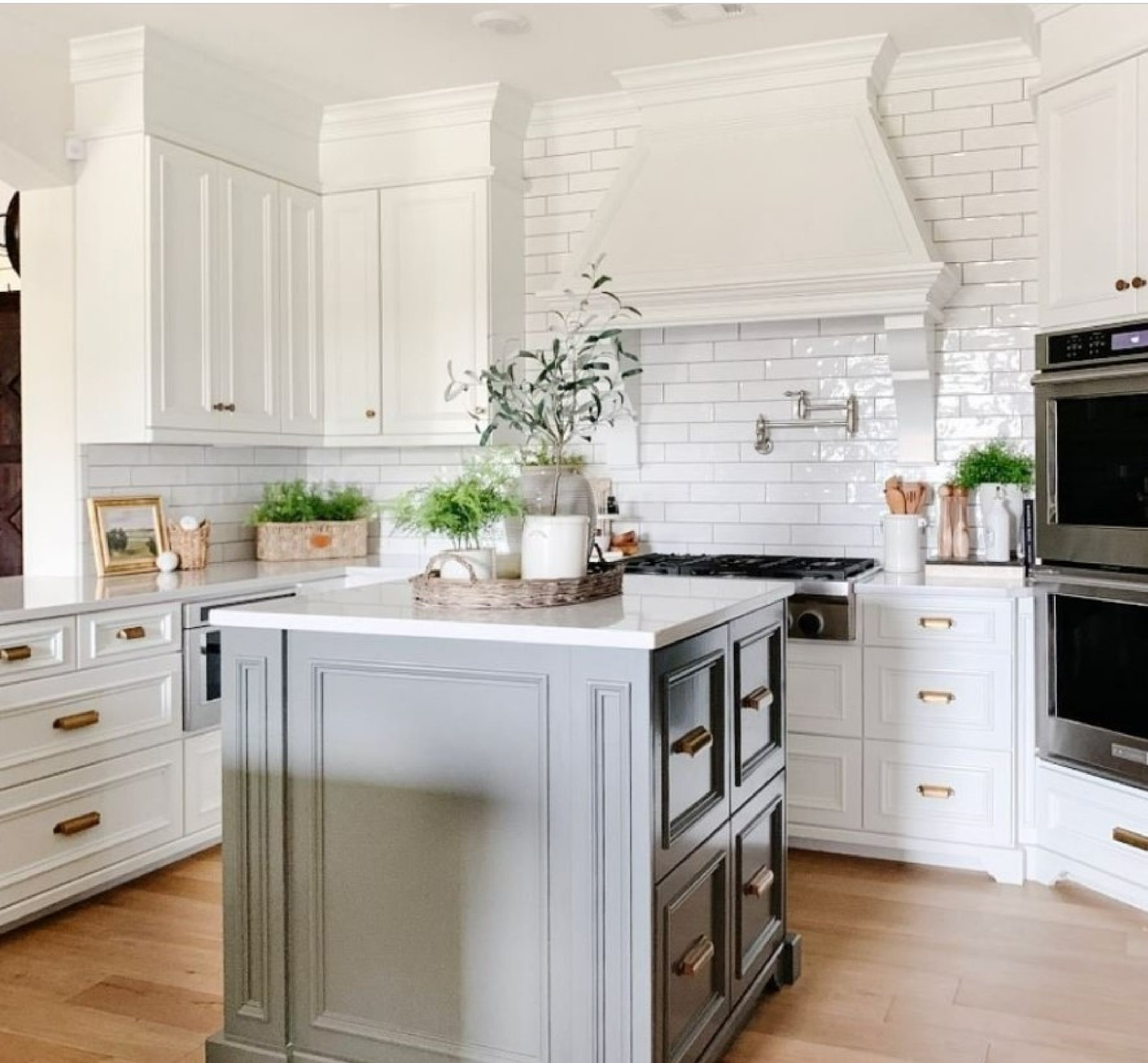 A modern kitchen in an old farmhouse, BORA