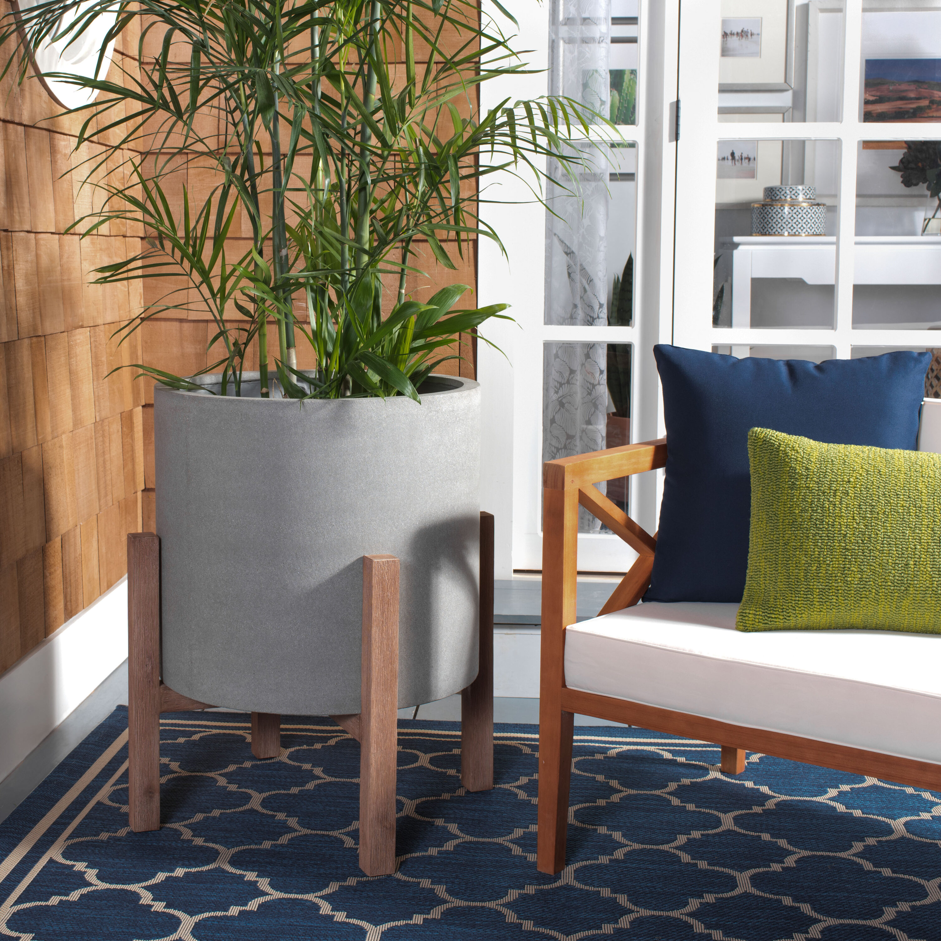  Loflen Planter/Natural/Light Gray