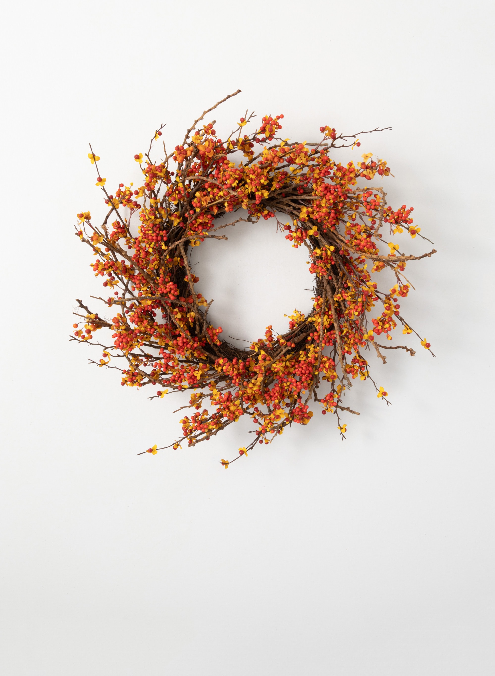 Sullivans 23089WR 2.17-ft 26-in Berries Artificial Wreath