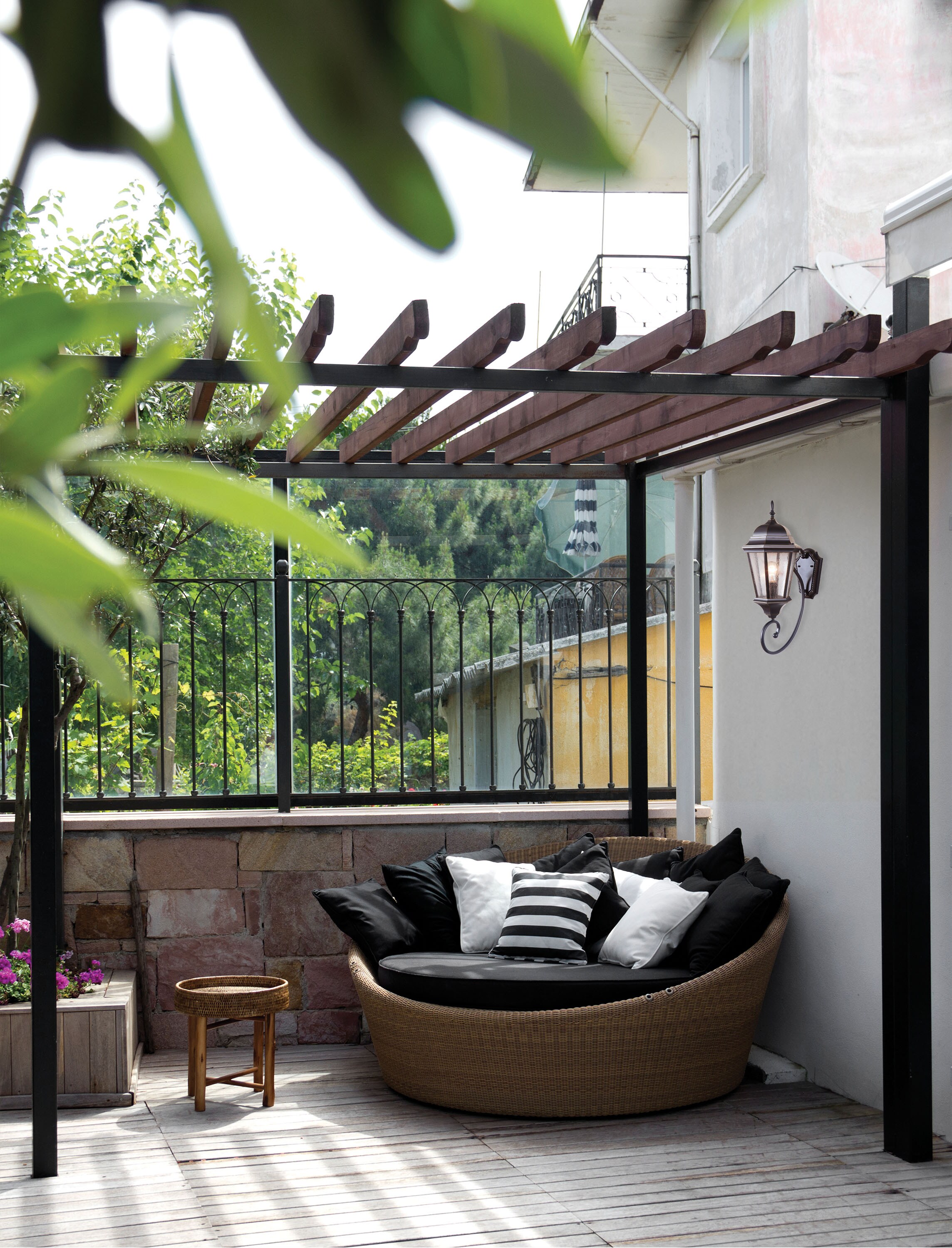 Craftmade Z2960-OBG Outdoor-Wall-Lighting - View #3