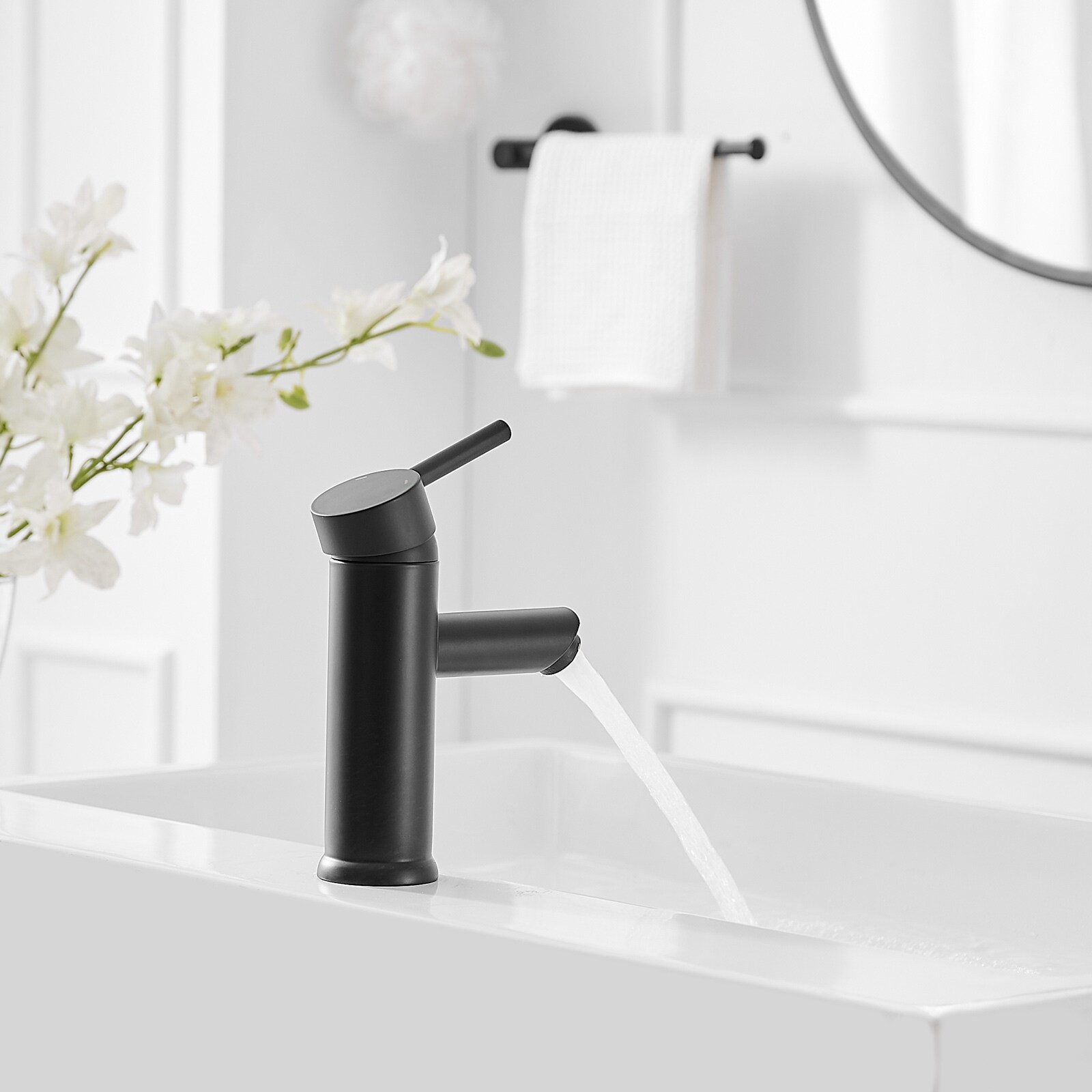 Matte Black Stainless Steel Single-Handle Bathroom Faucet