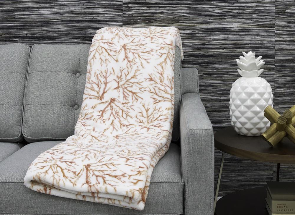 Decor Therapy TH023021002E Blankets-And-Throws - View #3