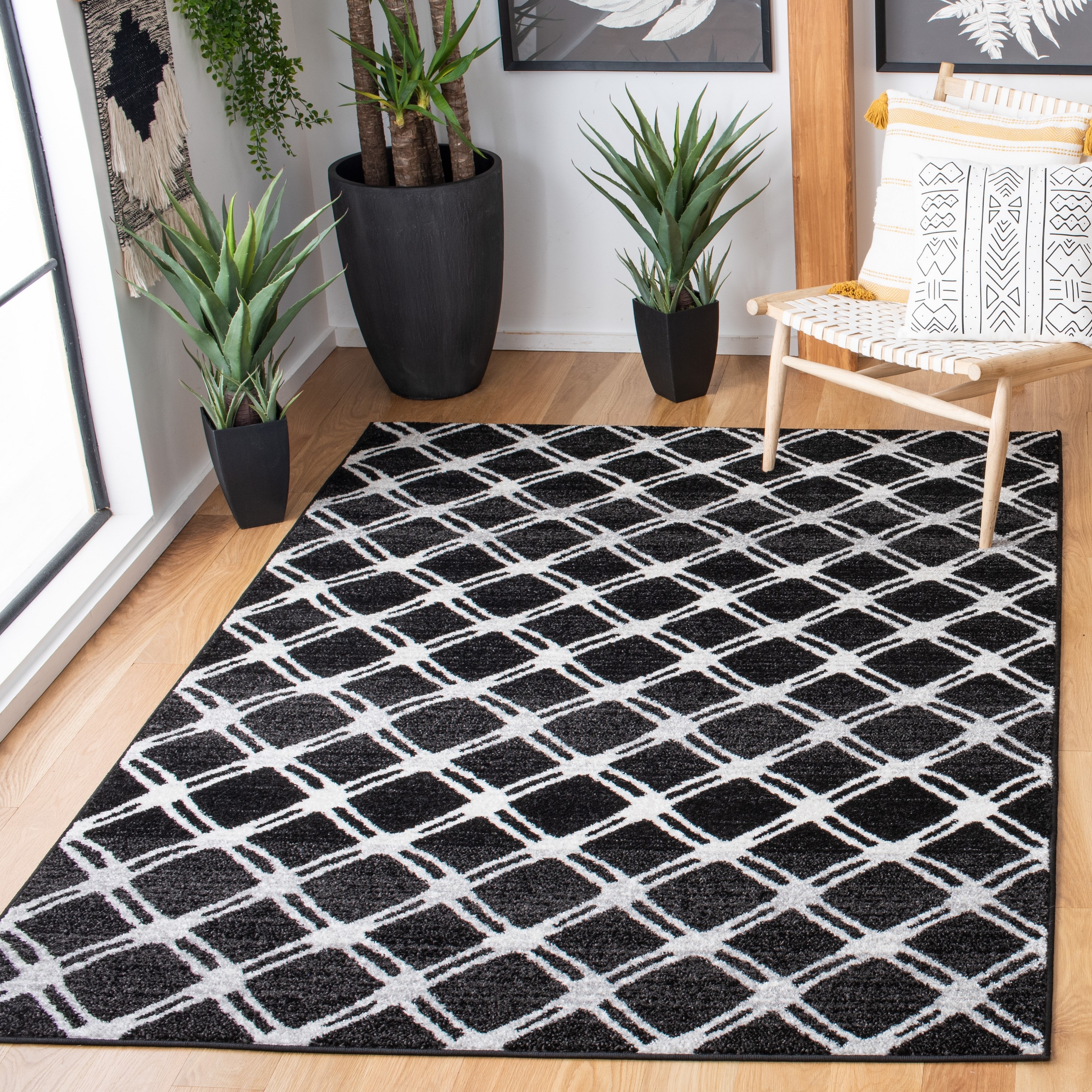 Safavieh ADR105F-3 Adirondack Fresco 3 x 5 (ft) Loomed Polypropylene Black/Light Gray Rectangular Indoor Abstract Bohemian/Eclectic Throw rug