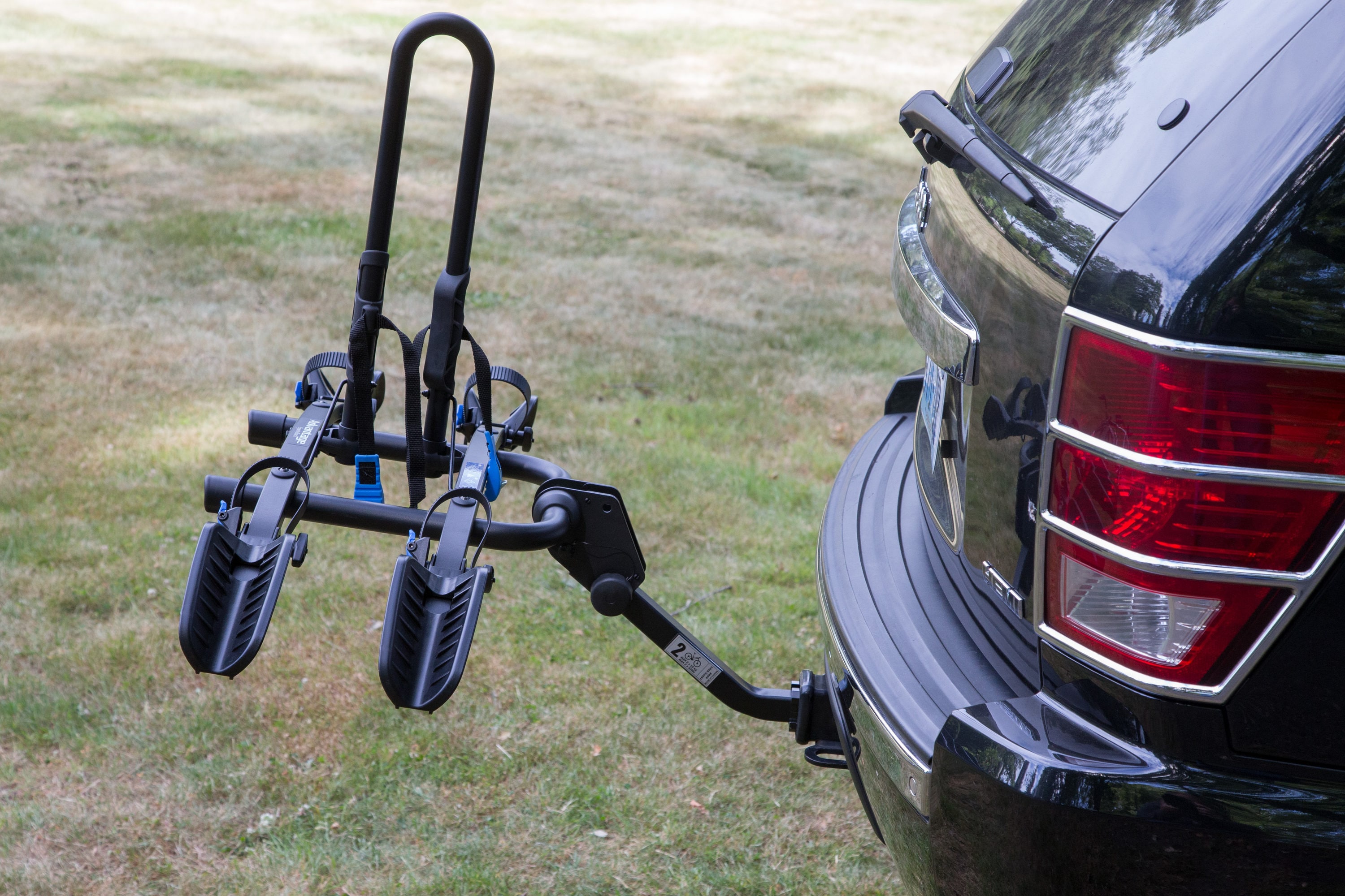 Trunk mount bike rack best sale for jeep grand cherokee