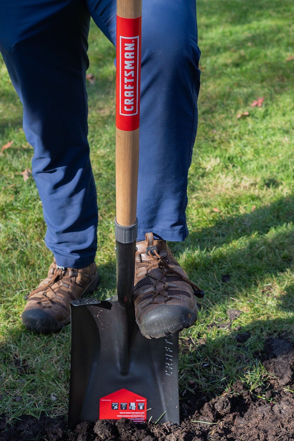 craftsman-45-in-wood-handle-transfer-shovel-in-the-shovels-spades