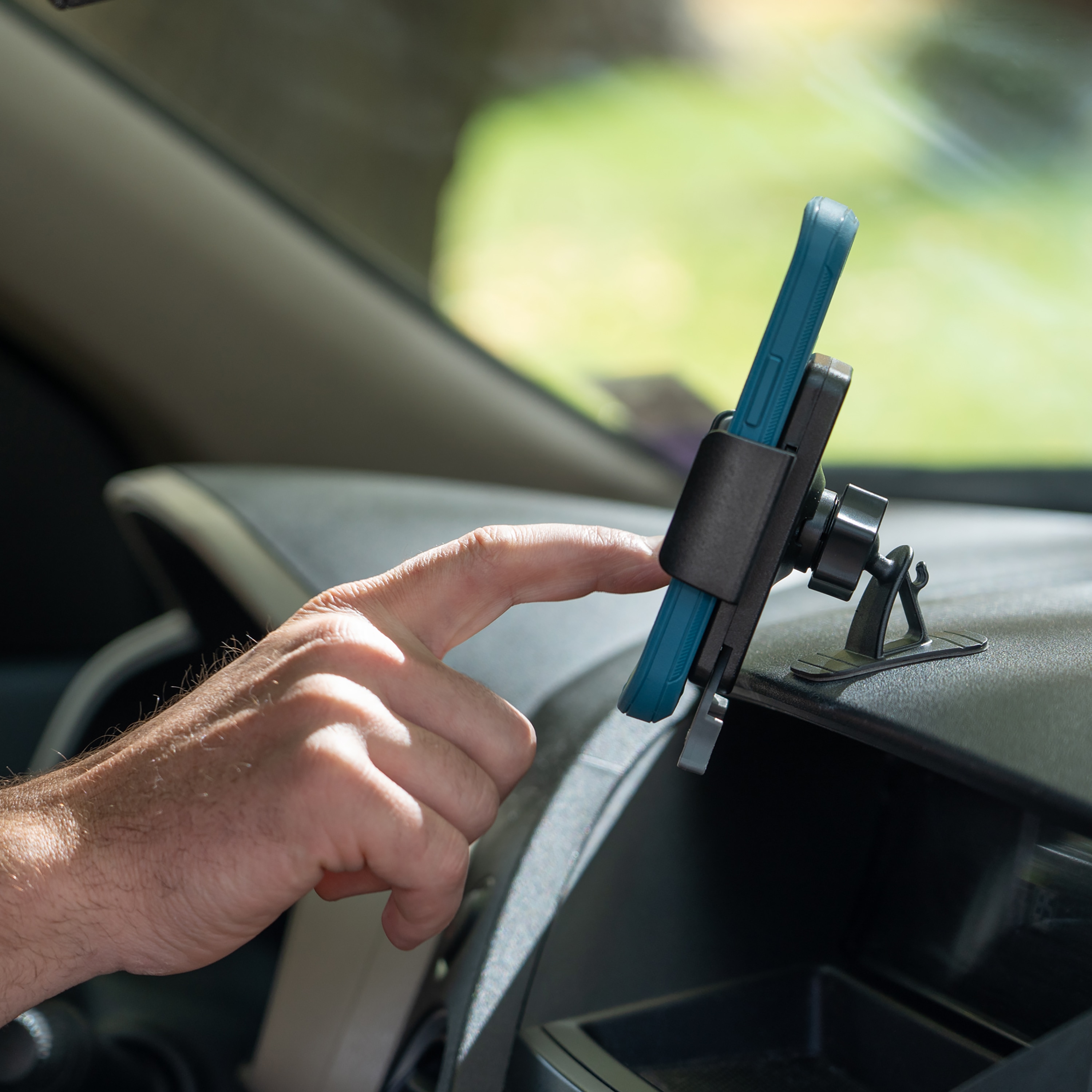 Nite Ize SUDK-01-R8D1 Cell-Phone-Car-Mounts - View #15
