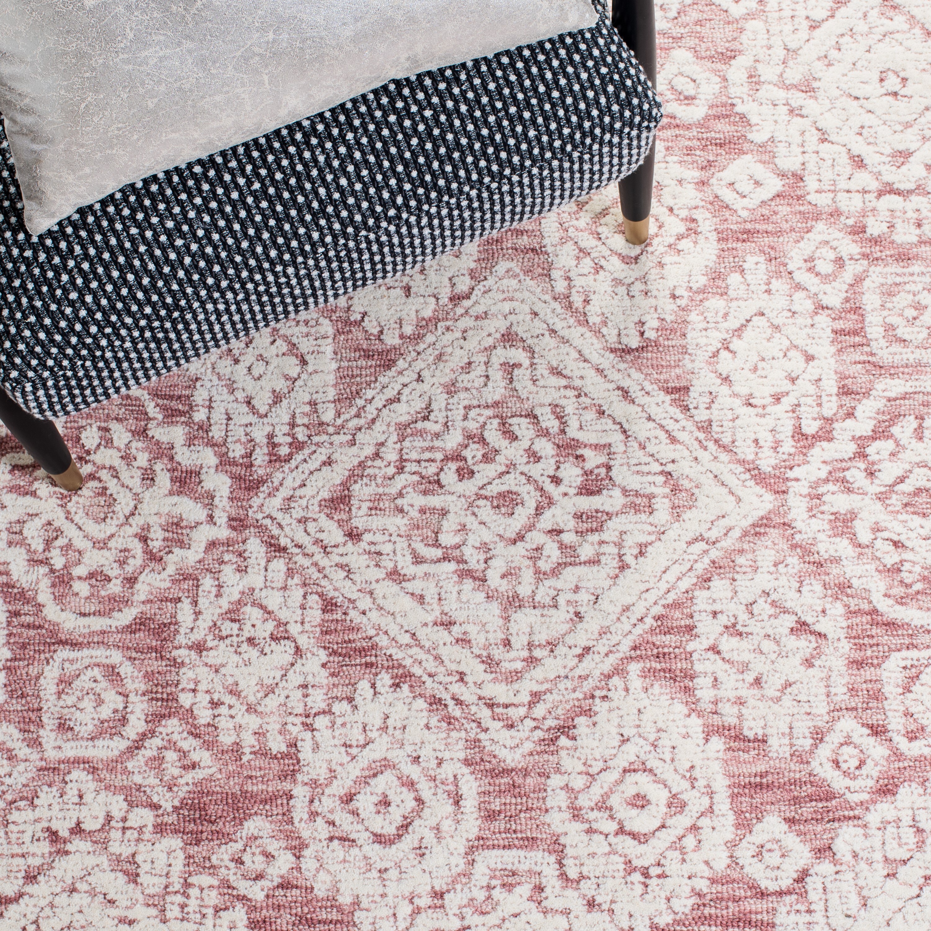 Safavieh MET987U-4 rugs - View #6