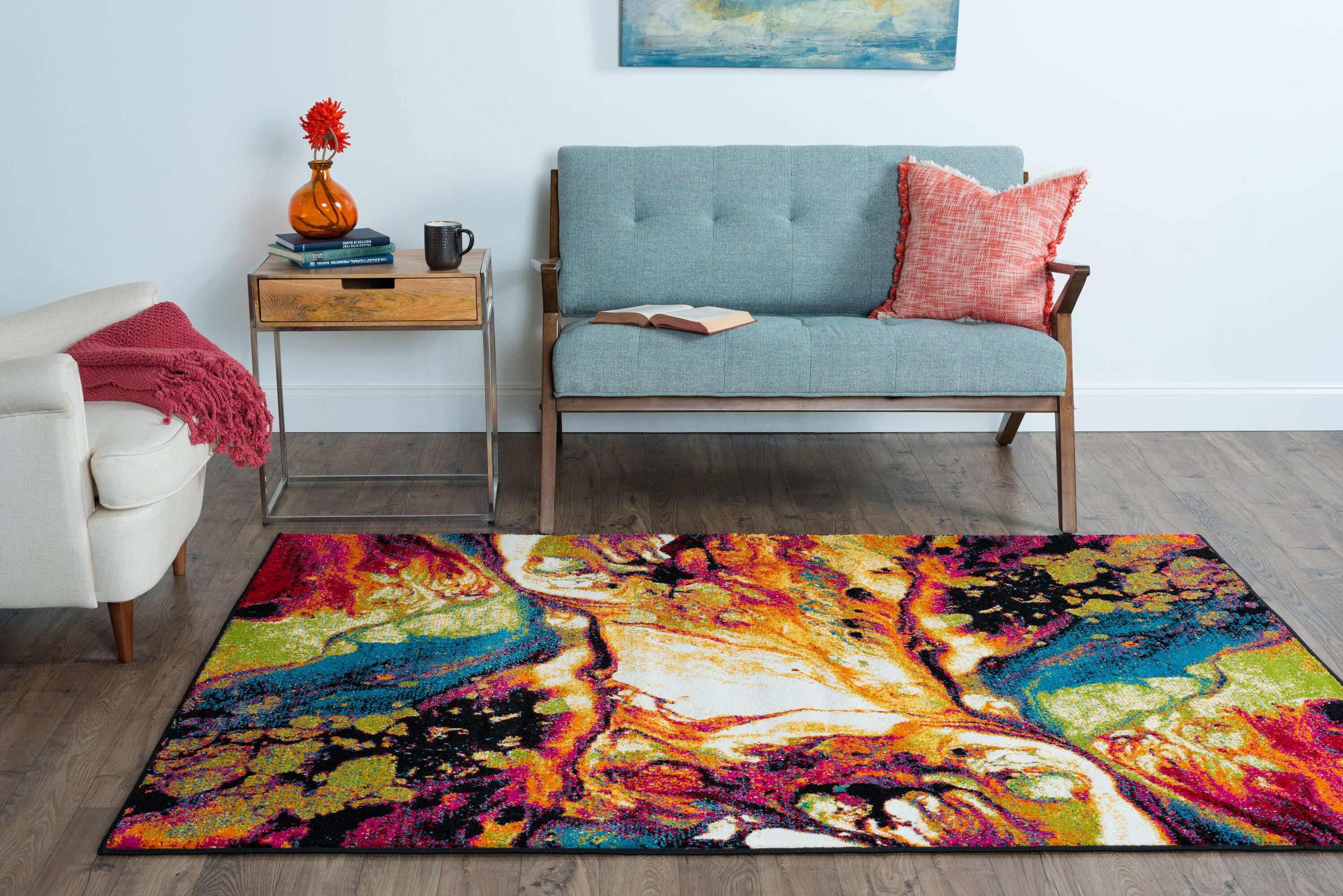Reversible Abstract Black 5'3" x 7'3" Synthetic Area Rug