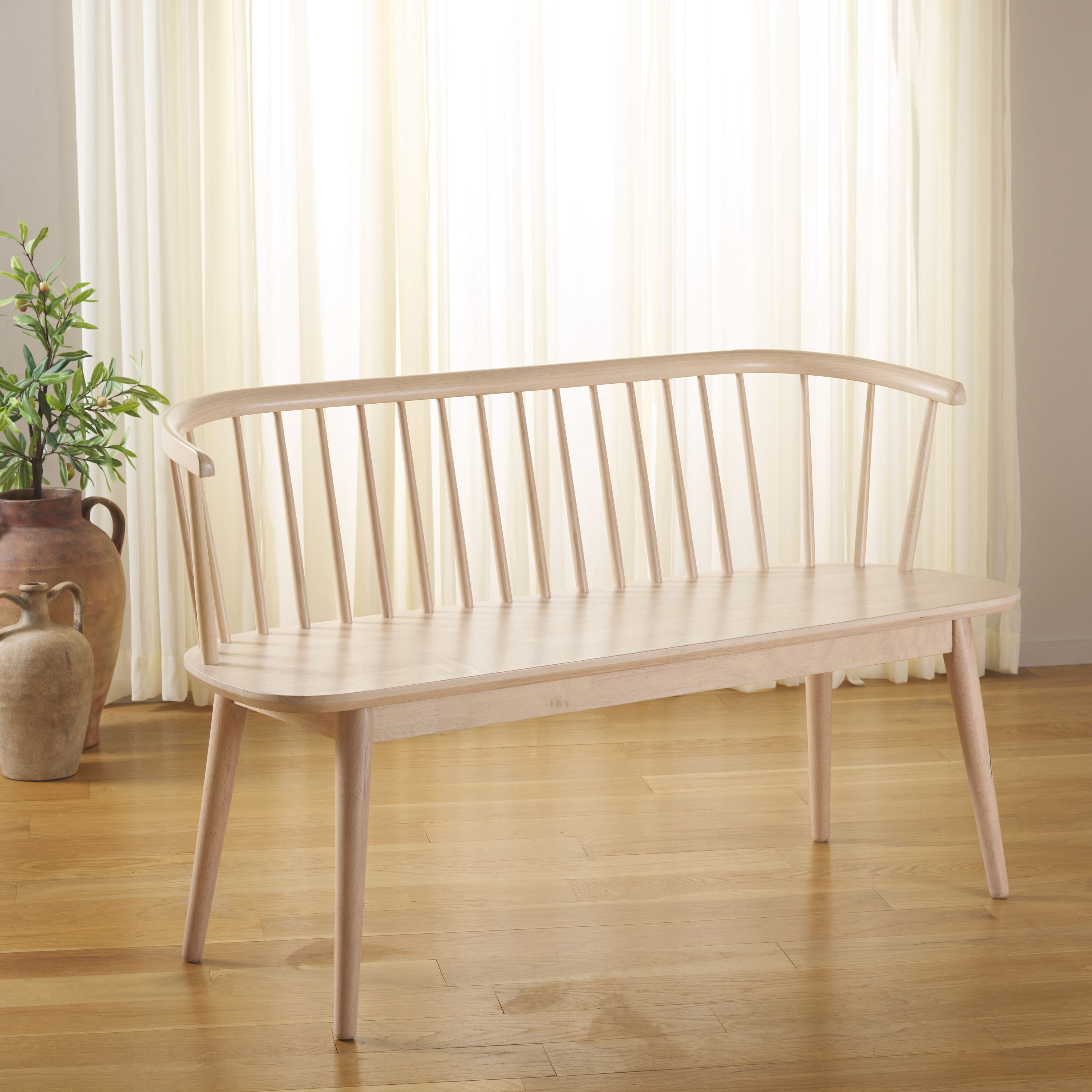 Safavieh Modern White Washed Accent Bench 52.55-in x 19.4-in x 31.3-in #BCH8500J