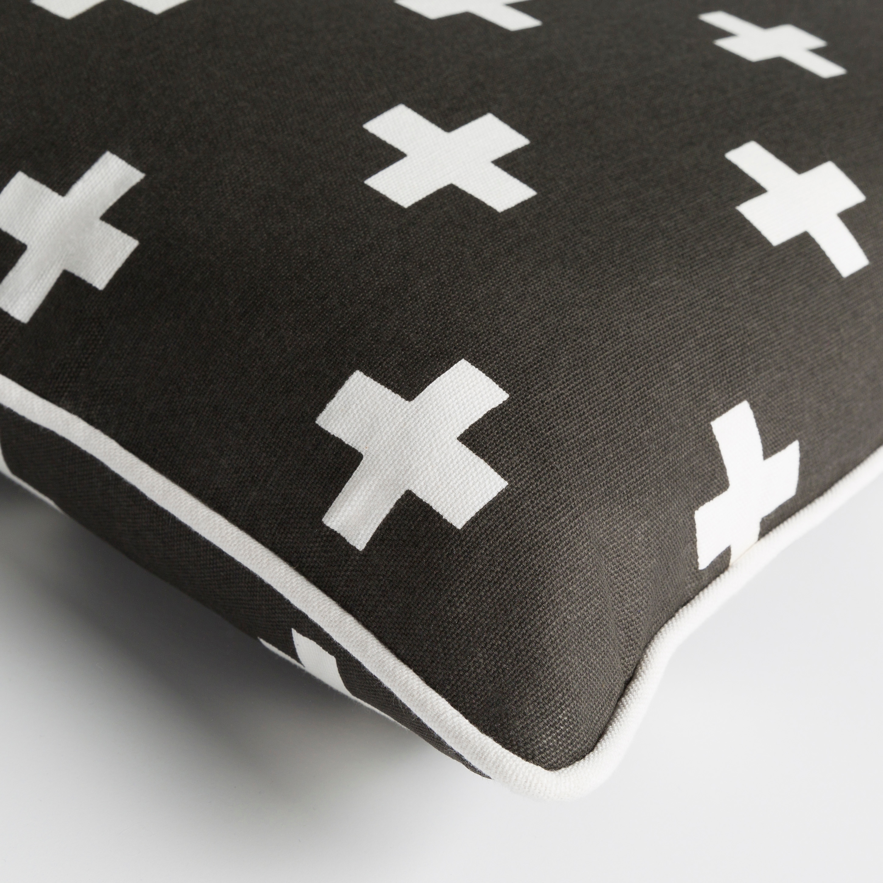 Surya INGA7016-1818P Accent-Pillows - View #2