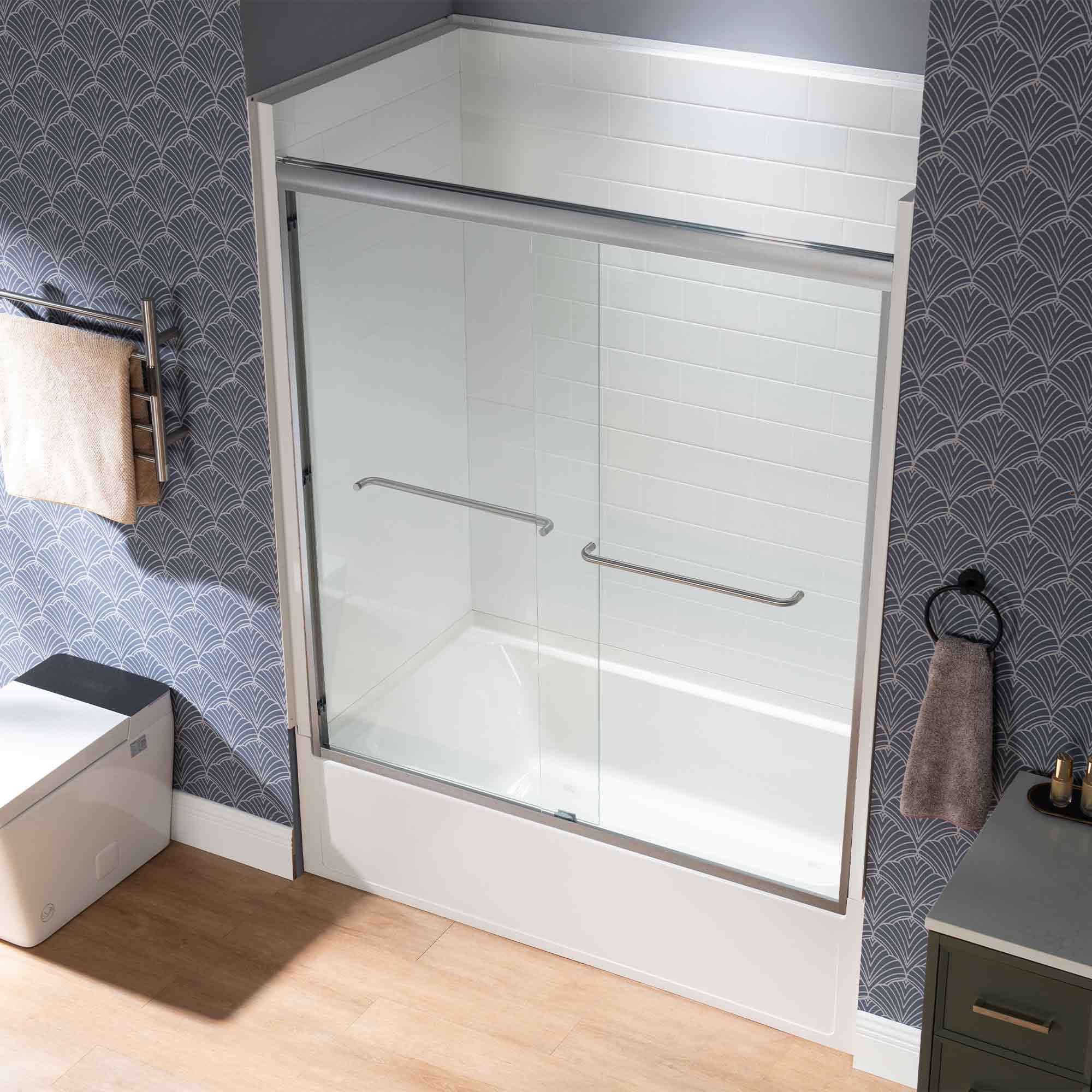 Woodbridge LS670 Shower-Doors - View #5