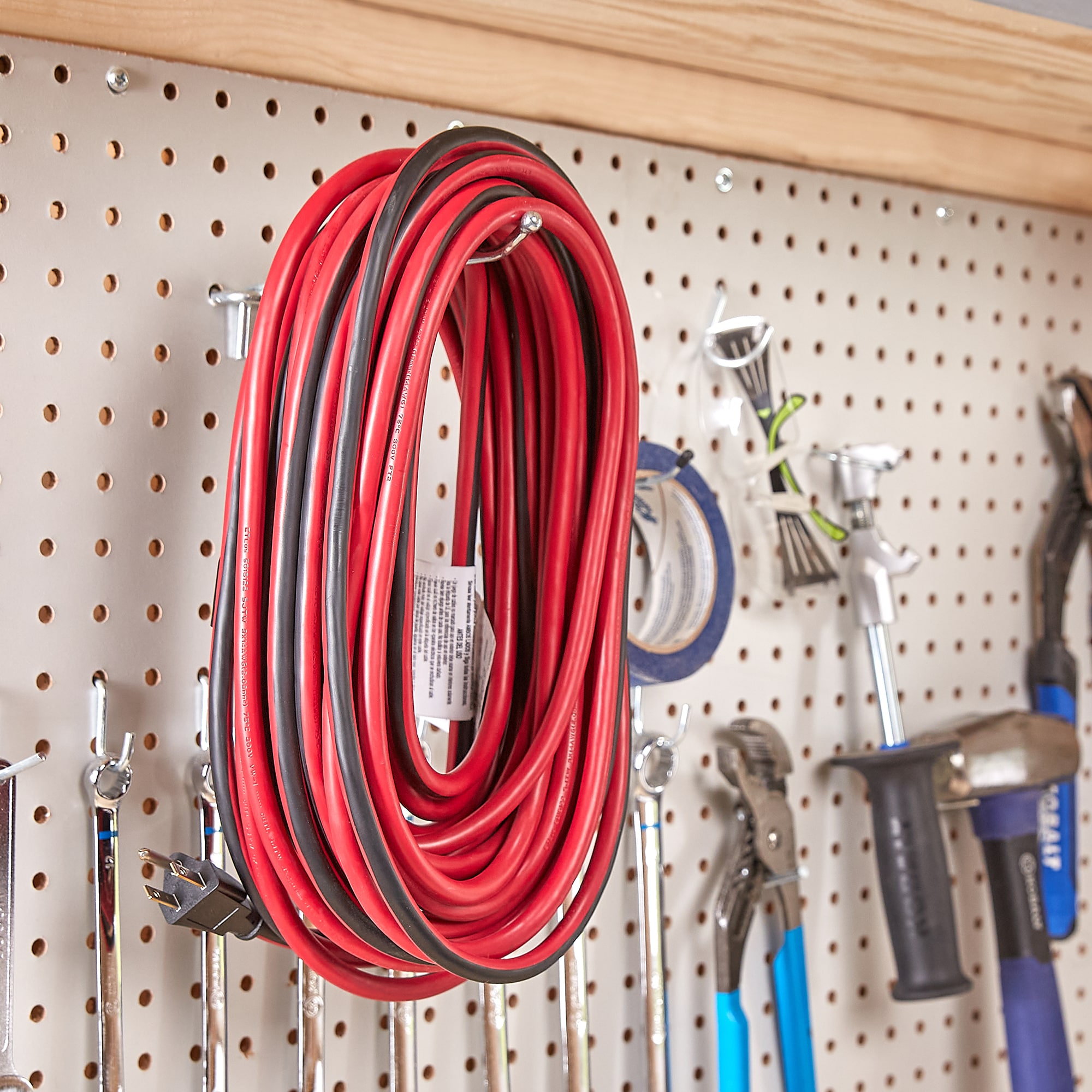 Utilitech 0084 Electrical-Extension-Cords - View #2