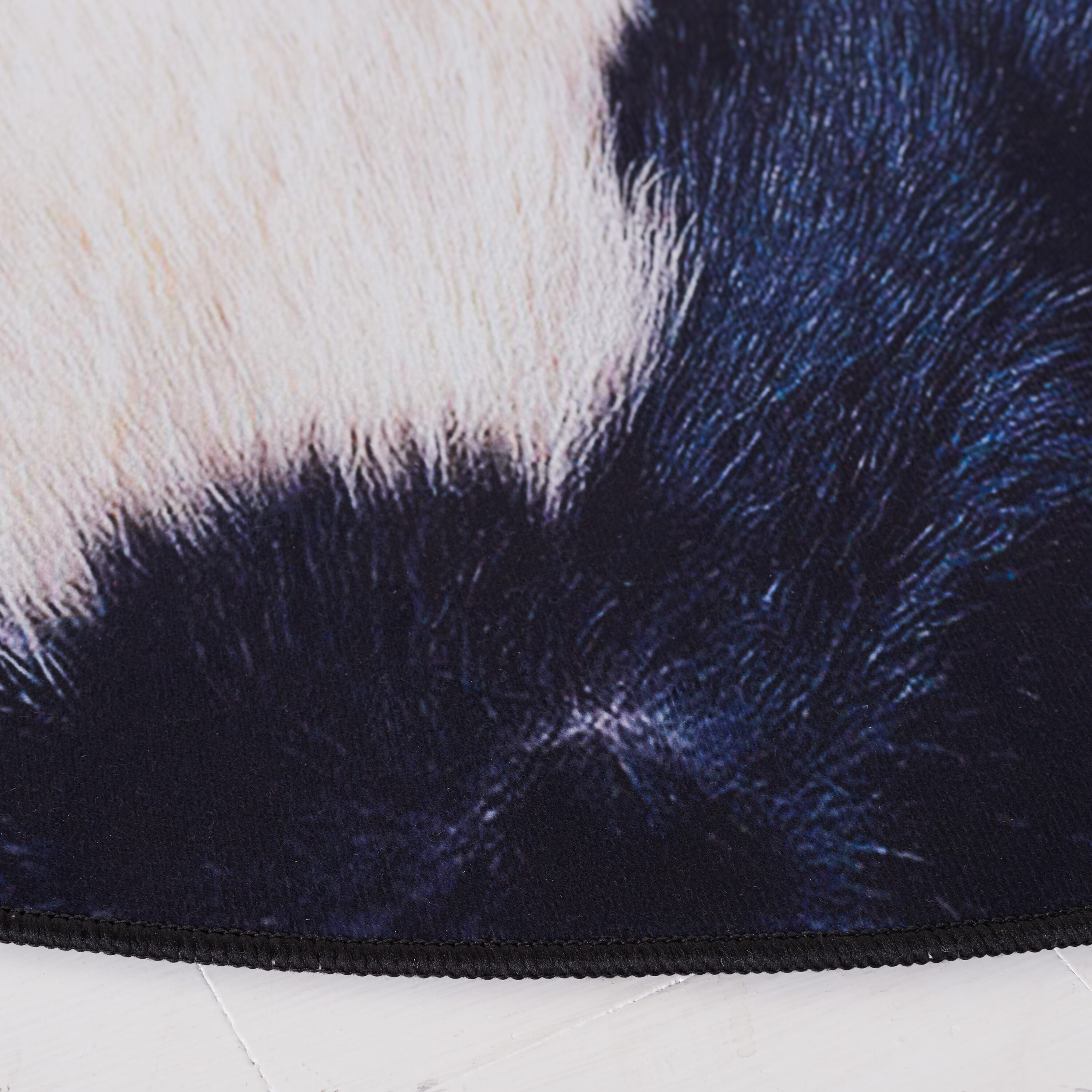 Ivory Faux Fur 6' Round Washable Area Rug with Non-slip Backing