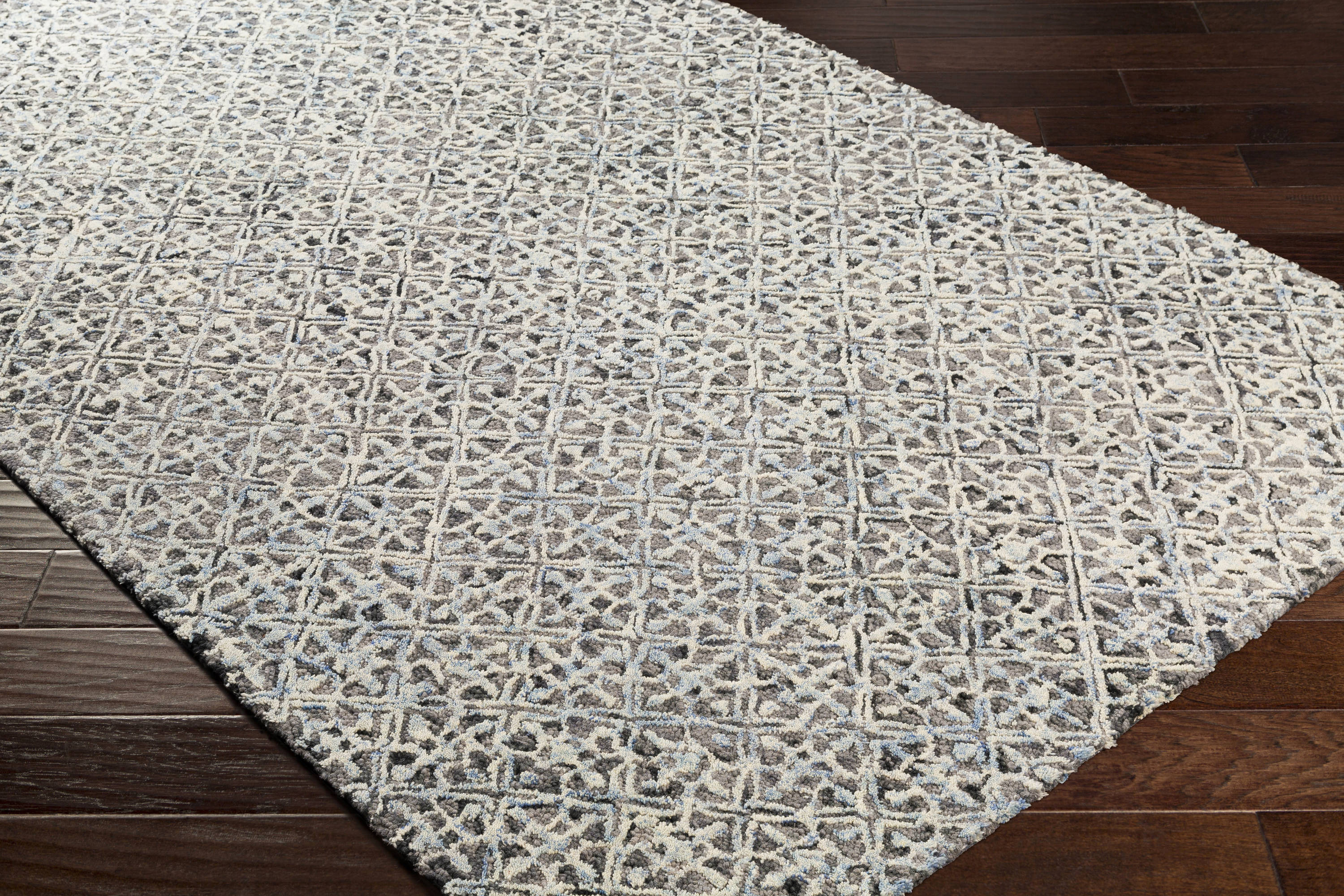 Surya AVO2303-810 rugs - View #3