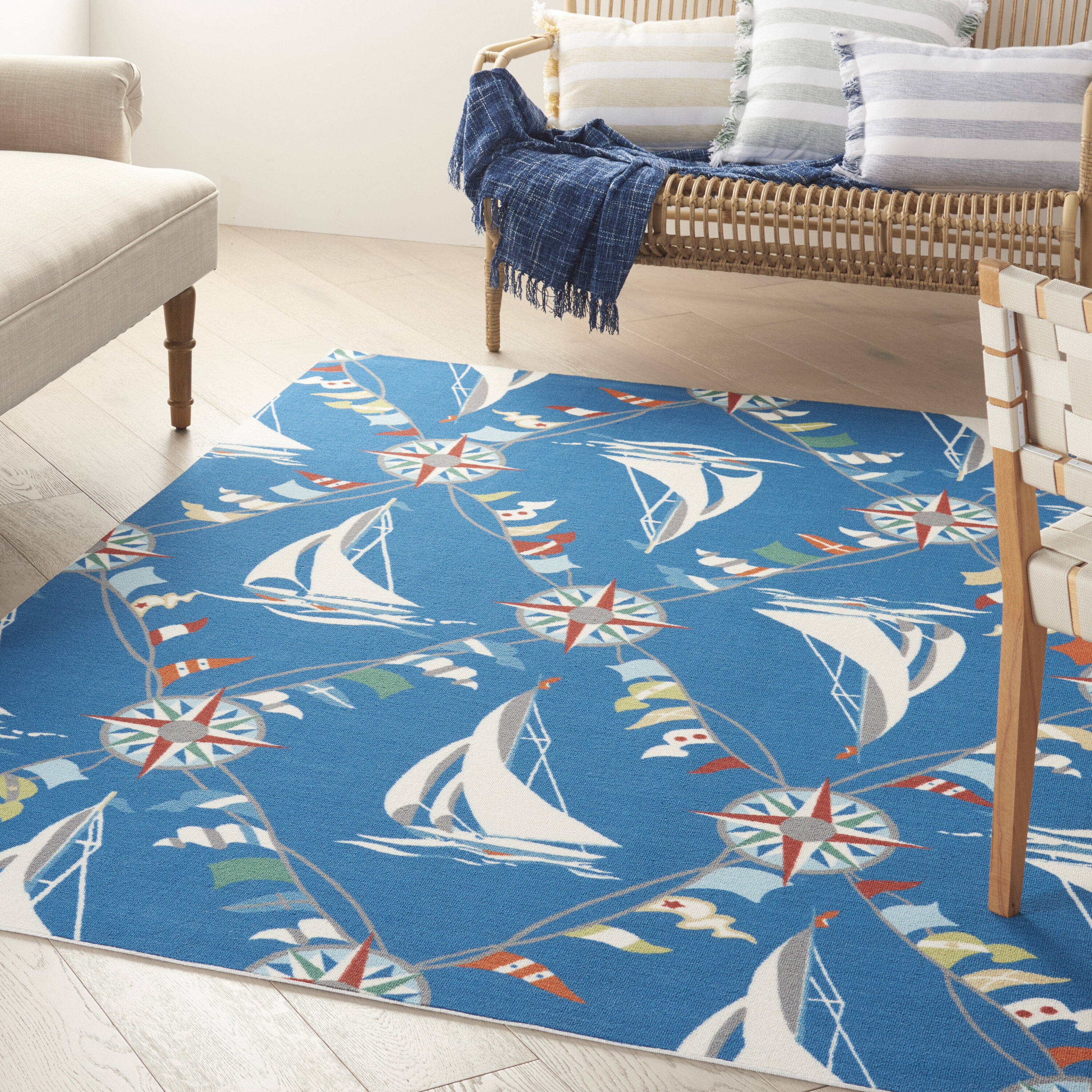 Blue Diamond Nautical Reversible 4' x 6' Synthetic Area Rug