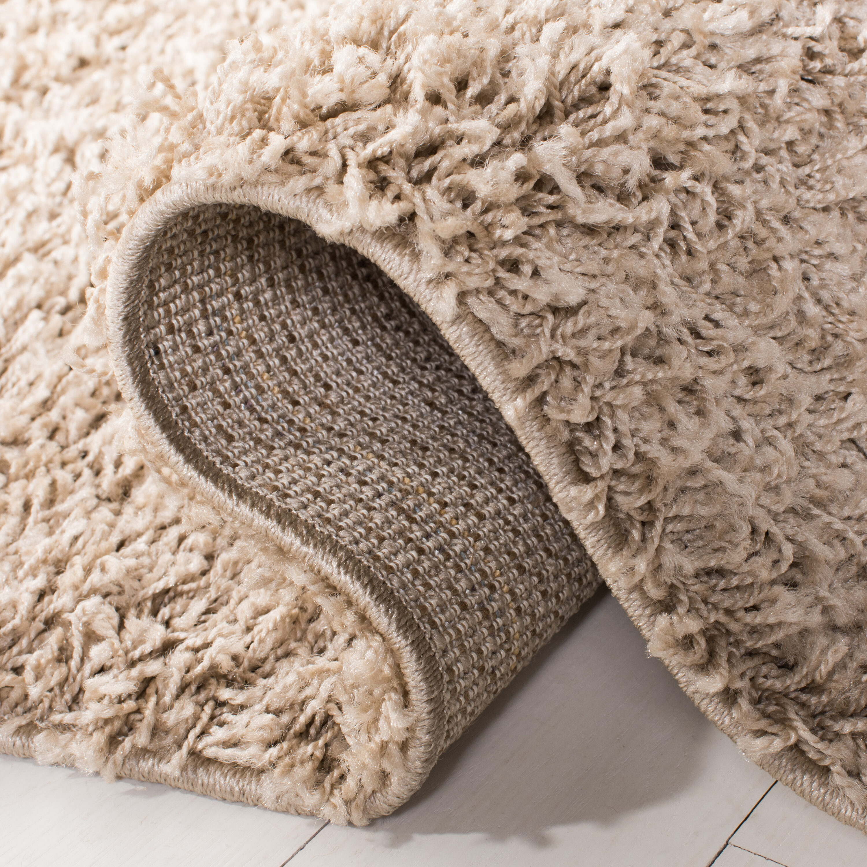 Safavieh Athens Shag 119G Beige 7 X 7 Area Rug in the Rugs department ...