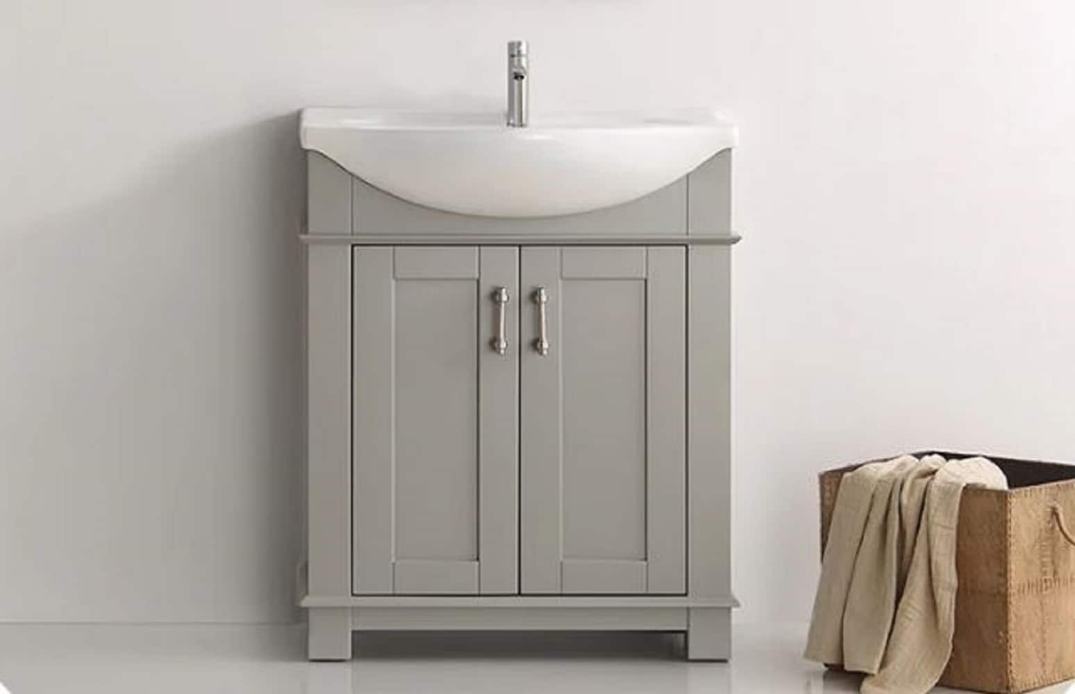 Hartford 30" Gray Freestanding Traditional Bathroom Vanity with Ceramic Sink