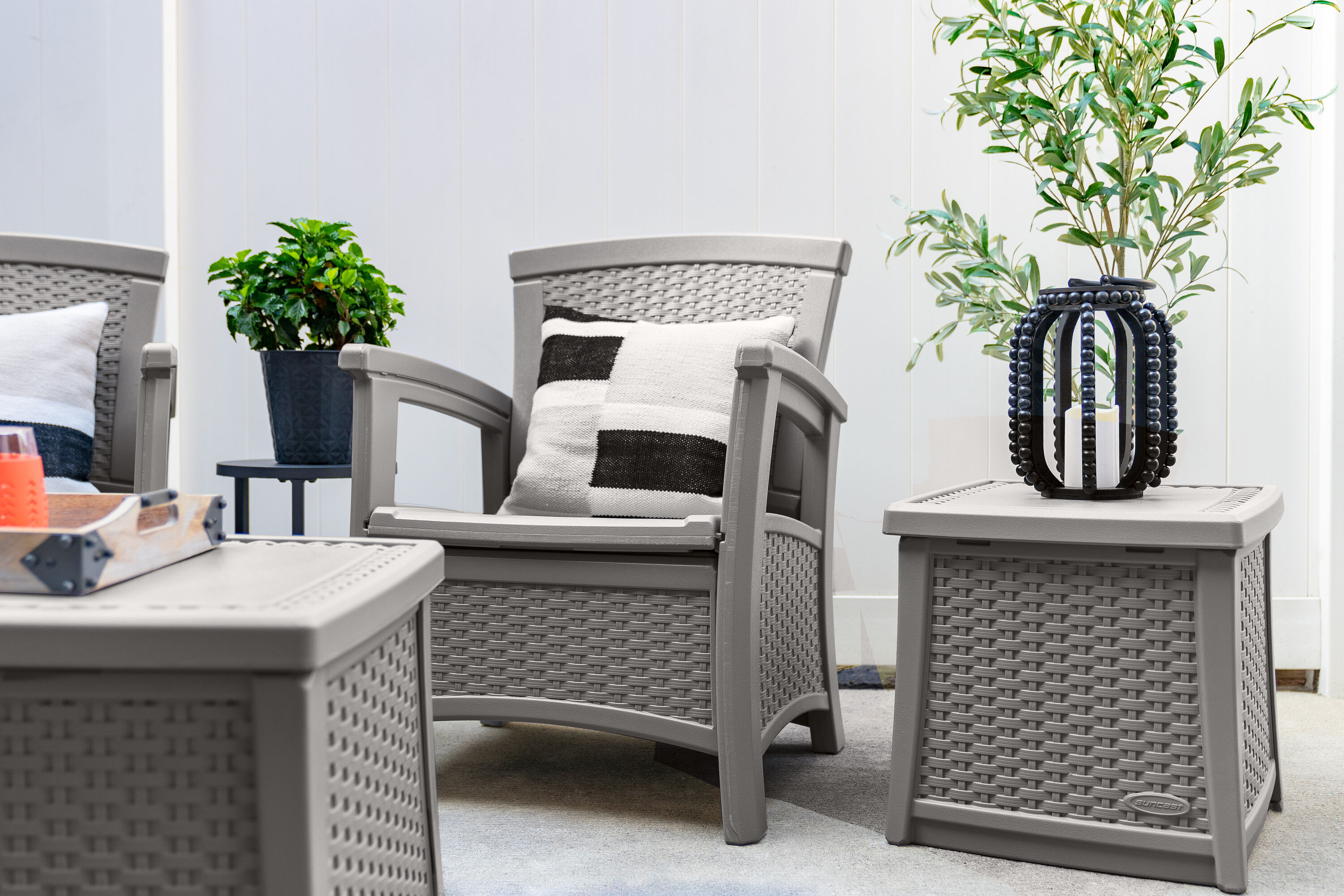 Suncast BMDB1310DG End-Tables - View #4