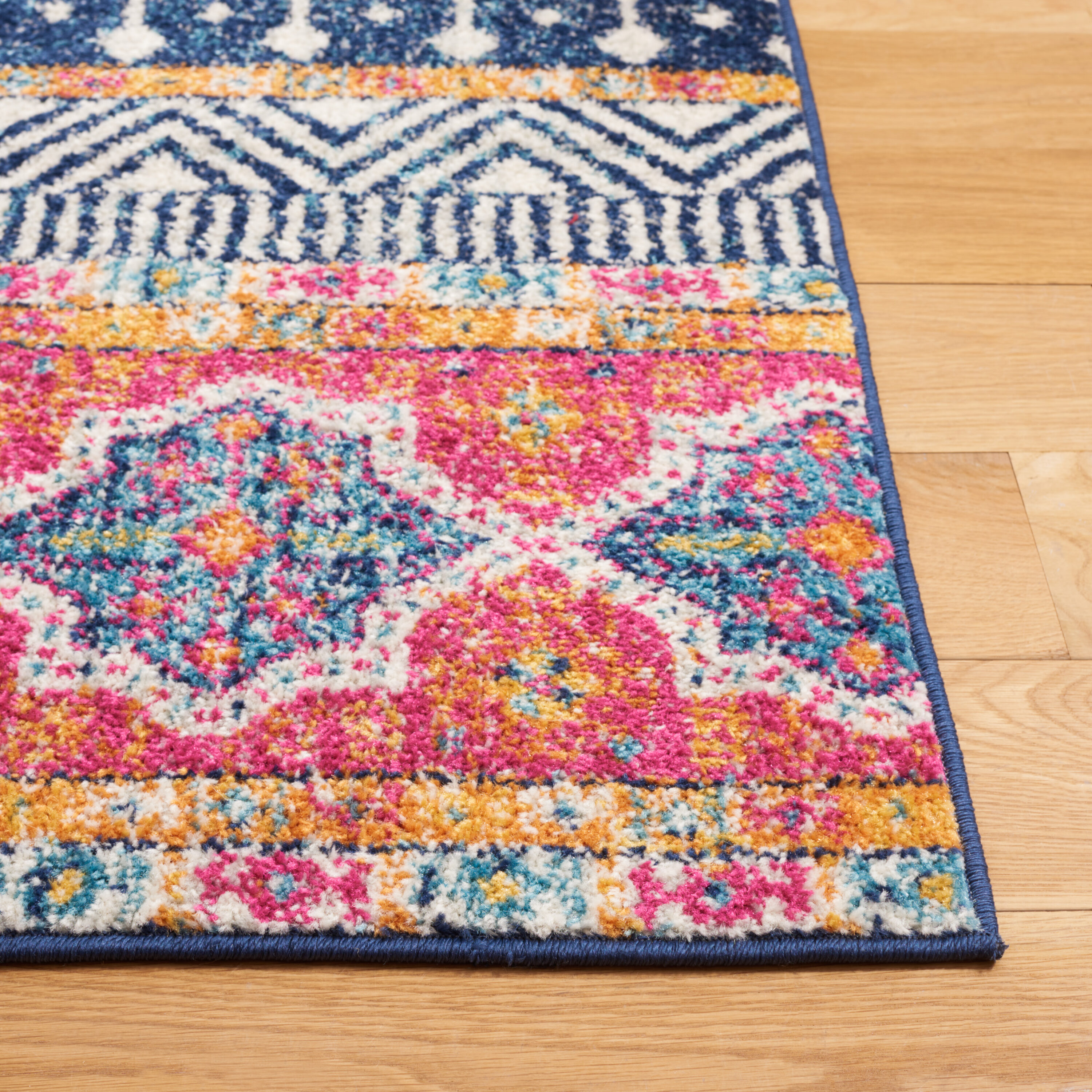 Safavieh MAD614N-7SQ rugs - View #2