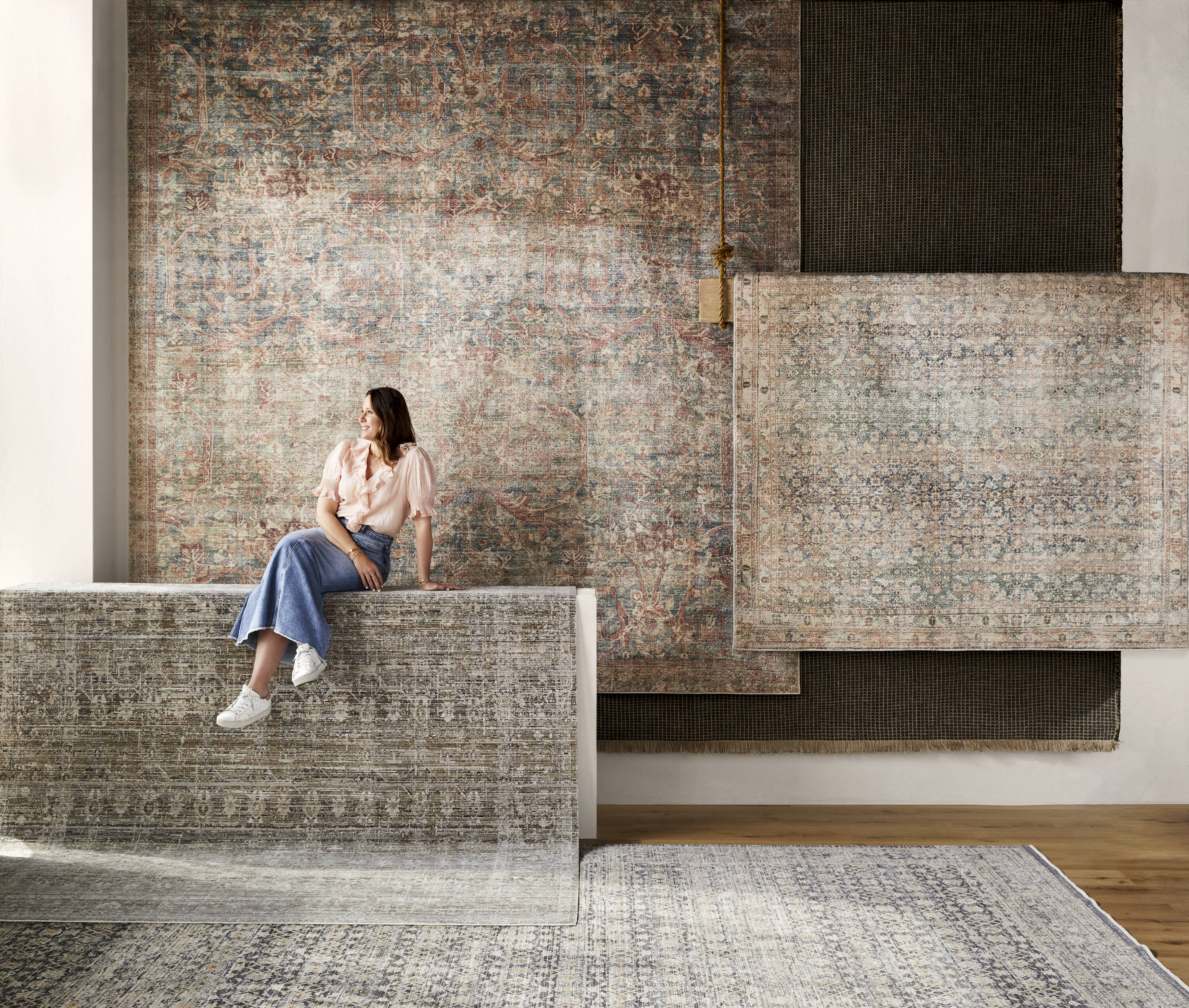 Marlene Beige and Blue Polyester Runner Rug, 2'7" x 7'3"