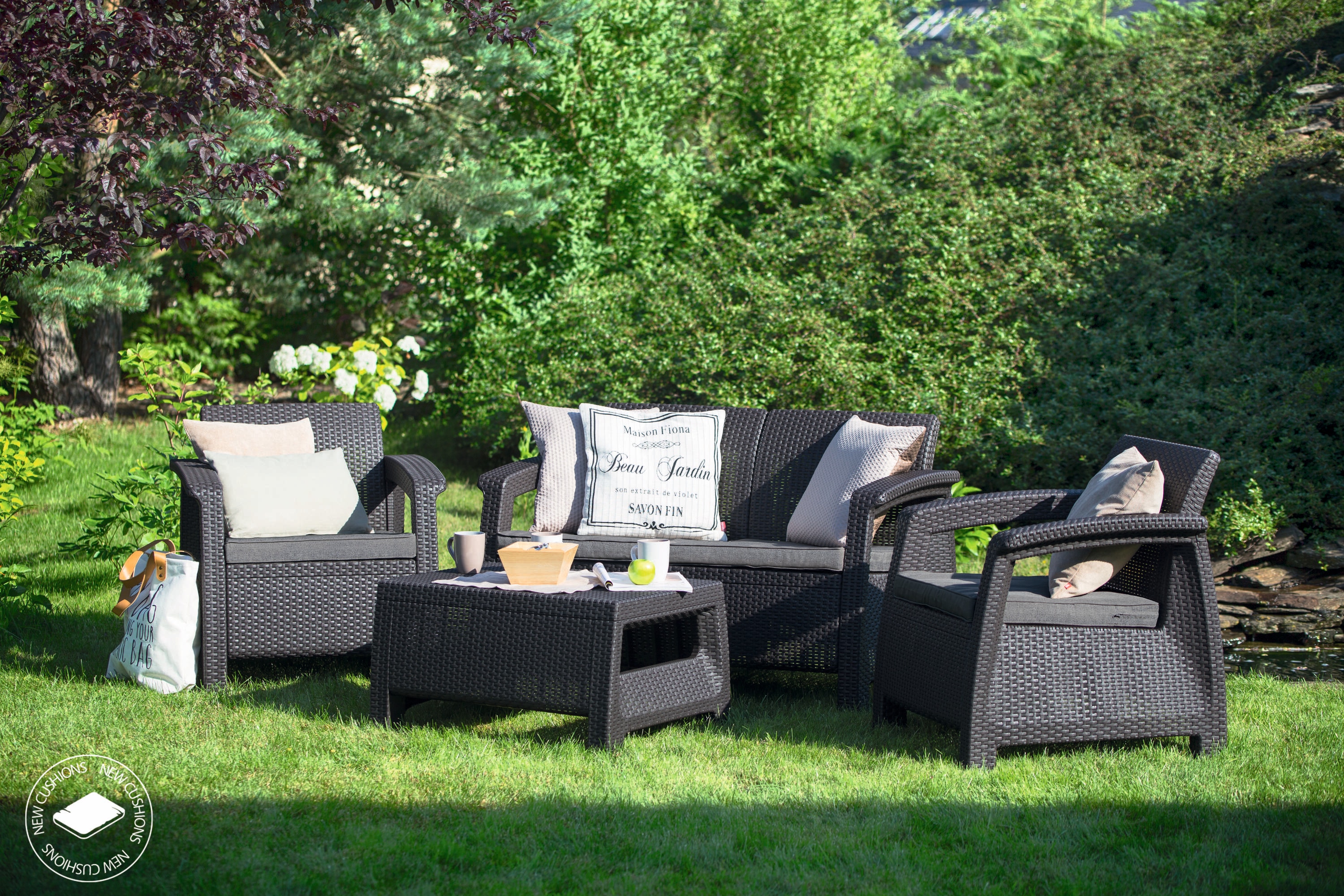 Keter 212584 Patio-Chairs - View #2