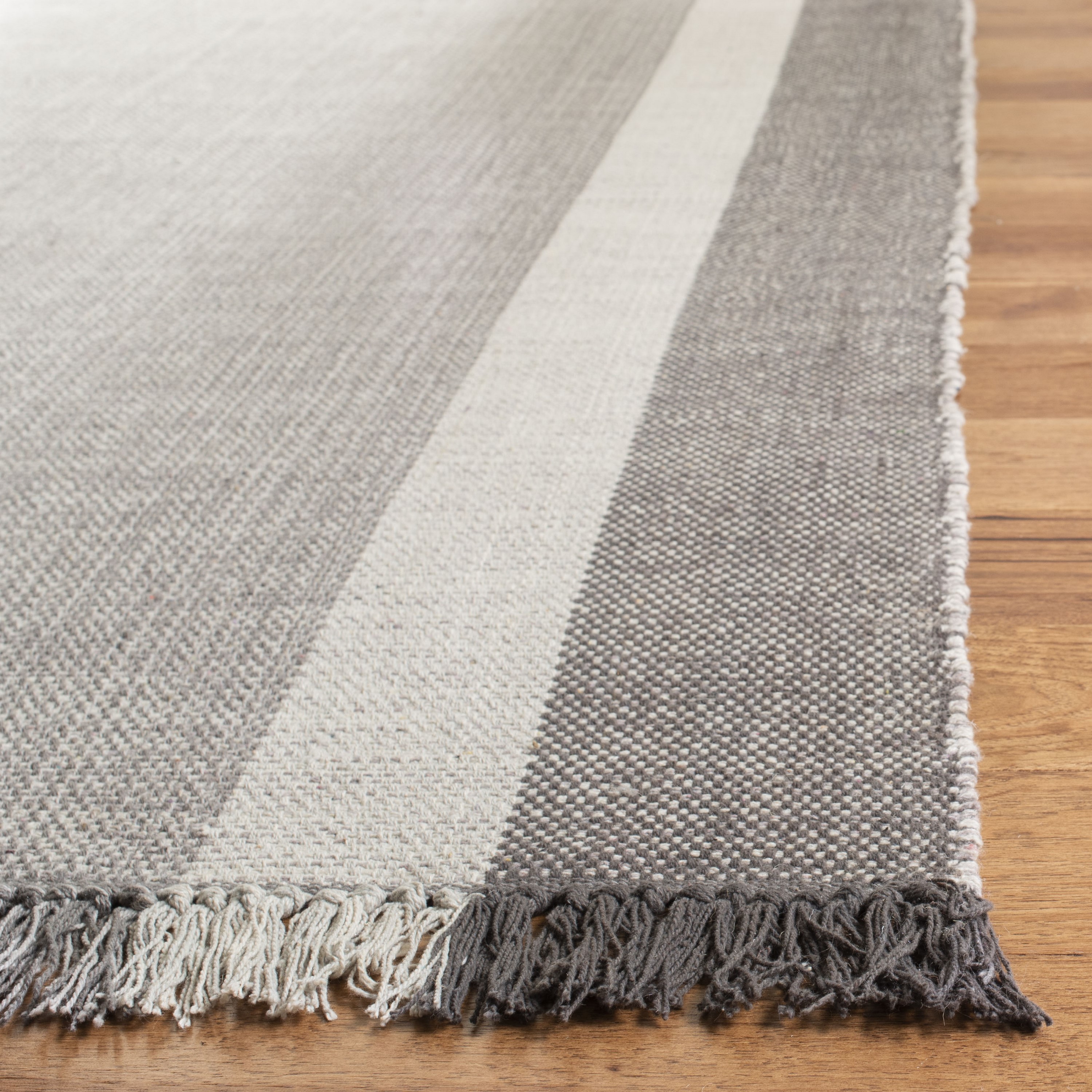 Safavieh MTK301A-27 rugs - View #3
