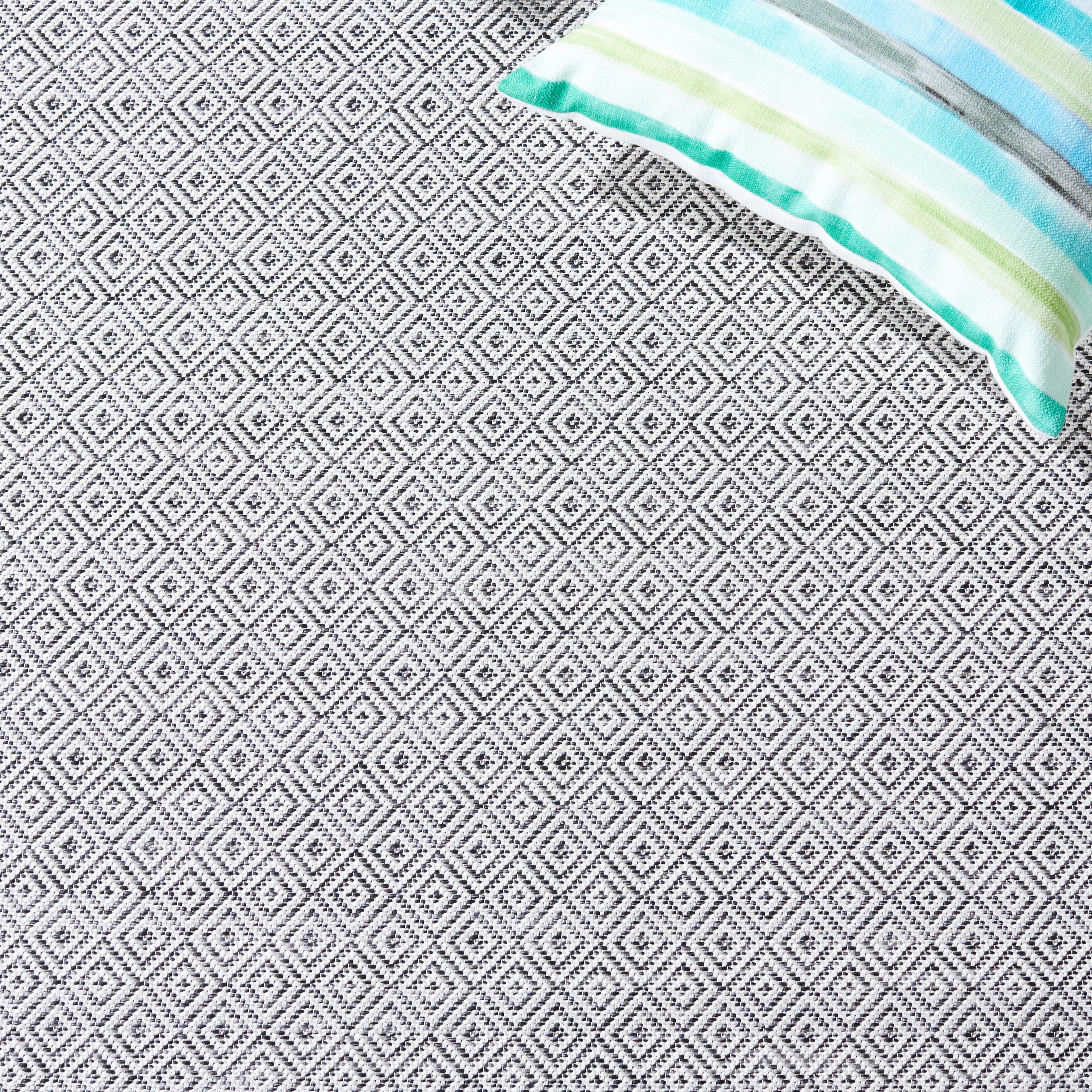 Hampton Ivory and Black Square Indoor/Outdoor Rug