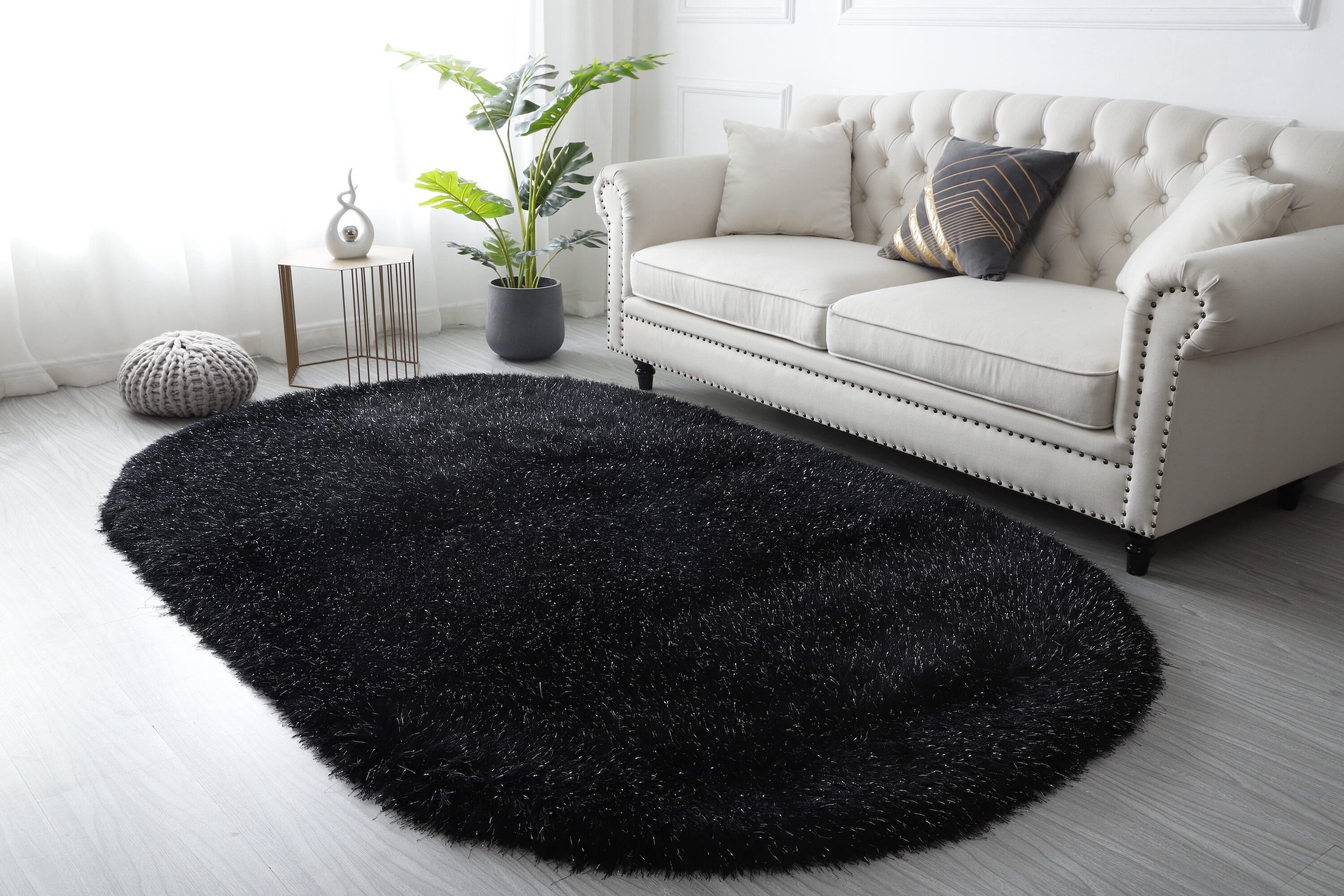 MDA Rugs MH0858OV Manhattan 5 x 7 (ft) Polyester Black Oval Indoor Solid Area rug