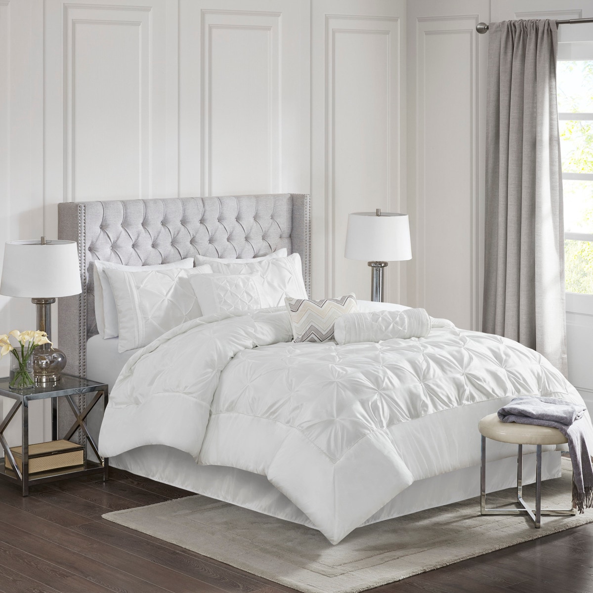Tinyhomie 7 Piece Tufted Comforter Set White King