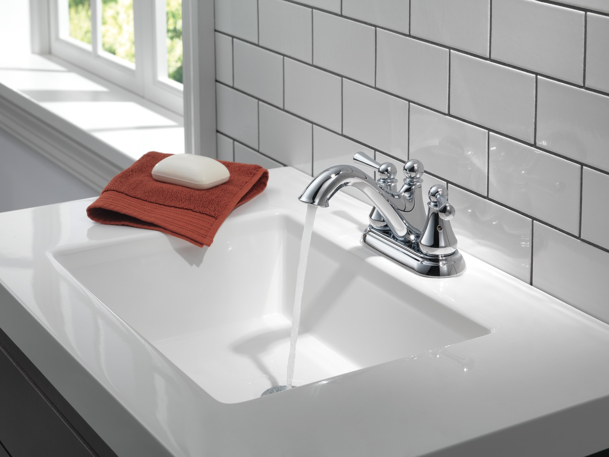 Sleek Modern 4'' Centerset Chrome Bathroom Faucet with Dual Handles