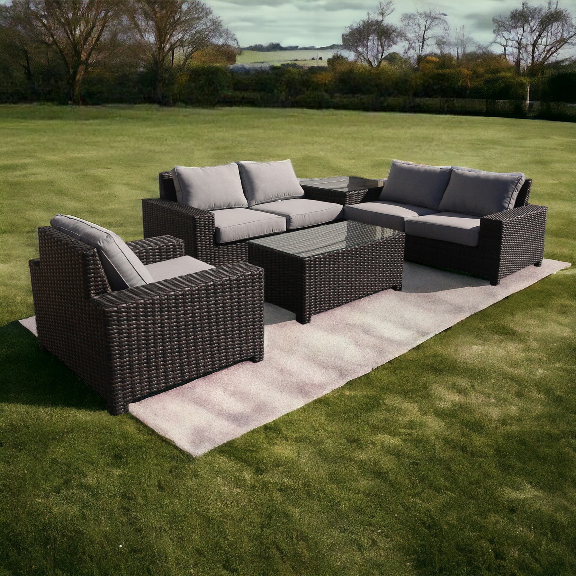 Courtyard Casual 5899 St Lucia 5 -Piece Wicker Patio Conversation Set with Gray Cushions