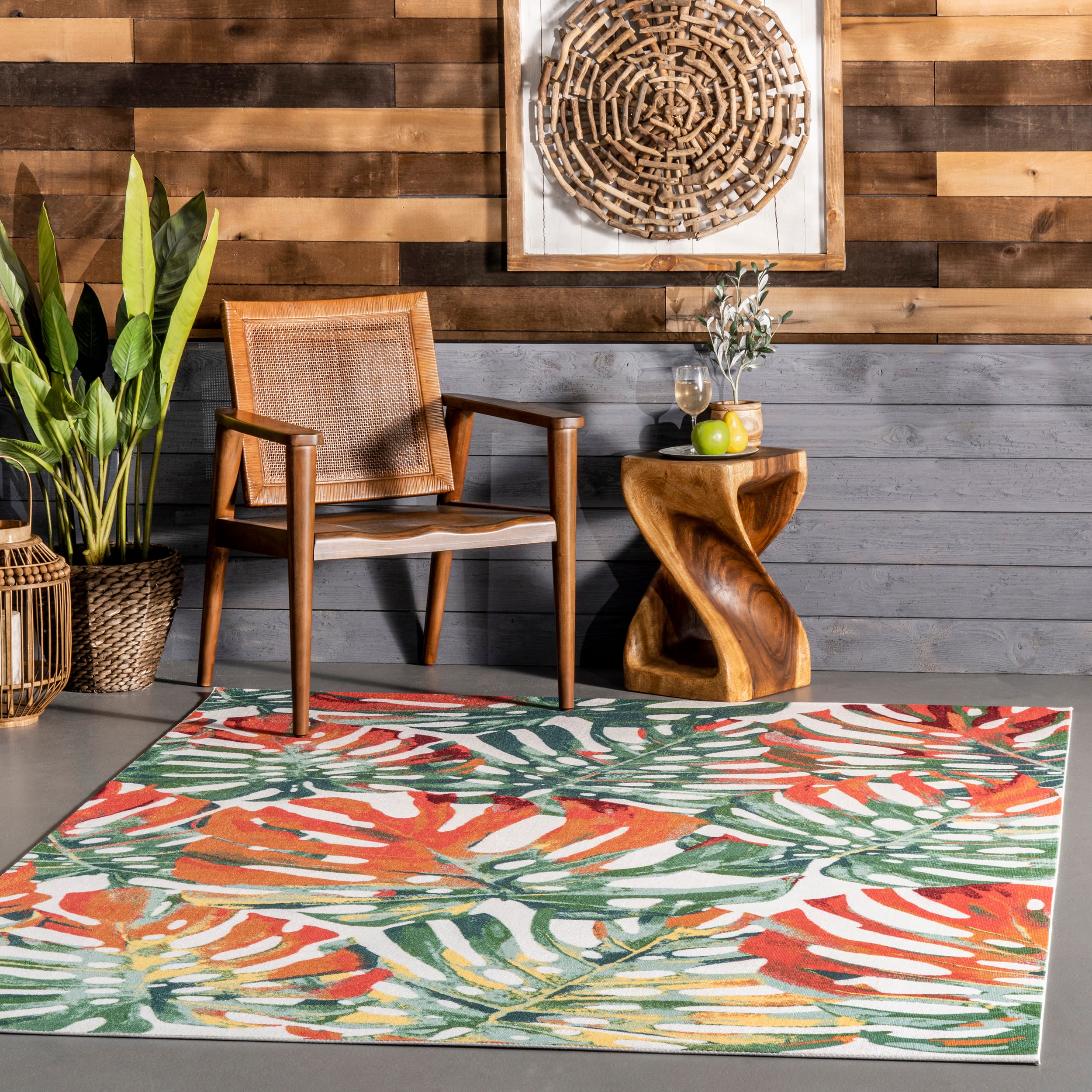 Reversible Multicolor Floral Synthetic 3' x 5' Indoor/Outdoor Rug