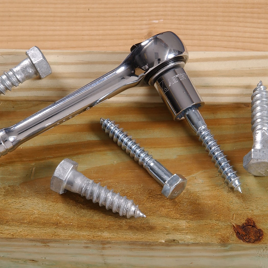 Hillman 5/16-in x 6-in Hot-Dipped Galvanized Hex-Head Exterior Lag Screws  in the Lag Screws department at
