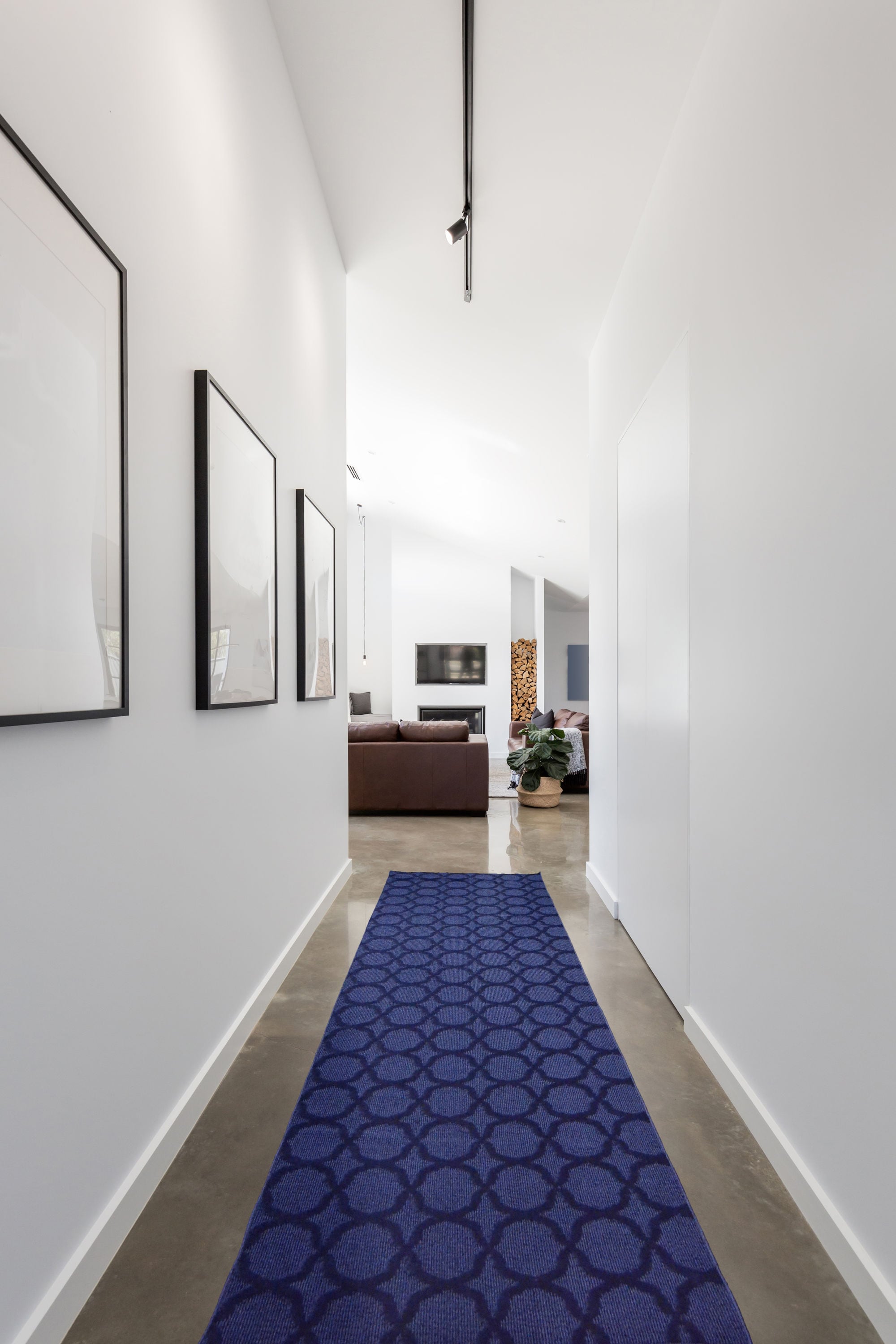Garland Rug CL100N02414410 Sparta 2 x 12 (ft) Tufted Polypropylene Navy Rectangular Indoor Geometric Farmhouse/Cottage Runner rug