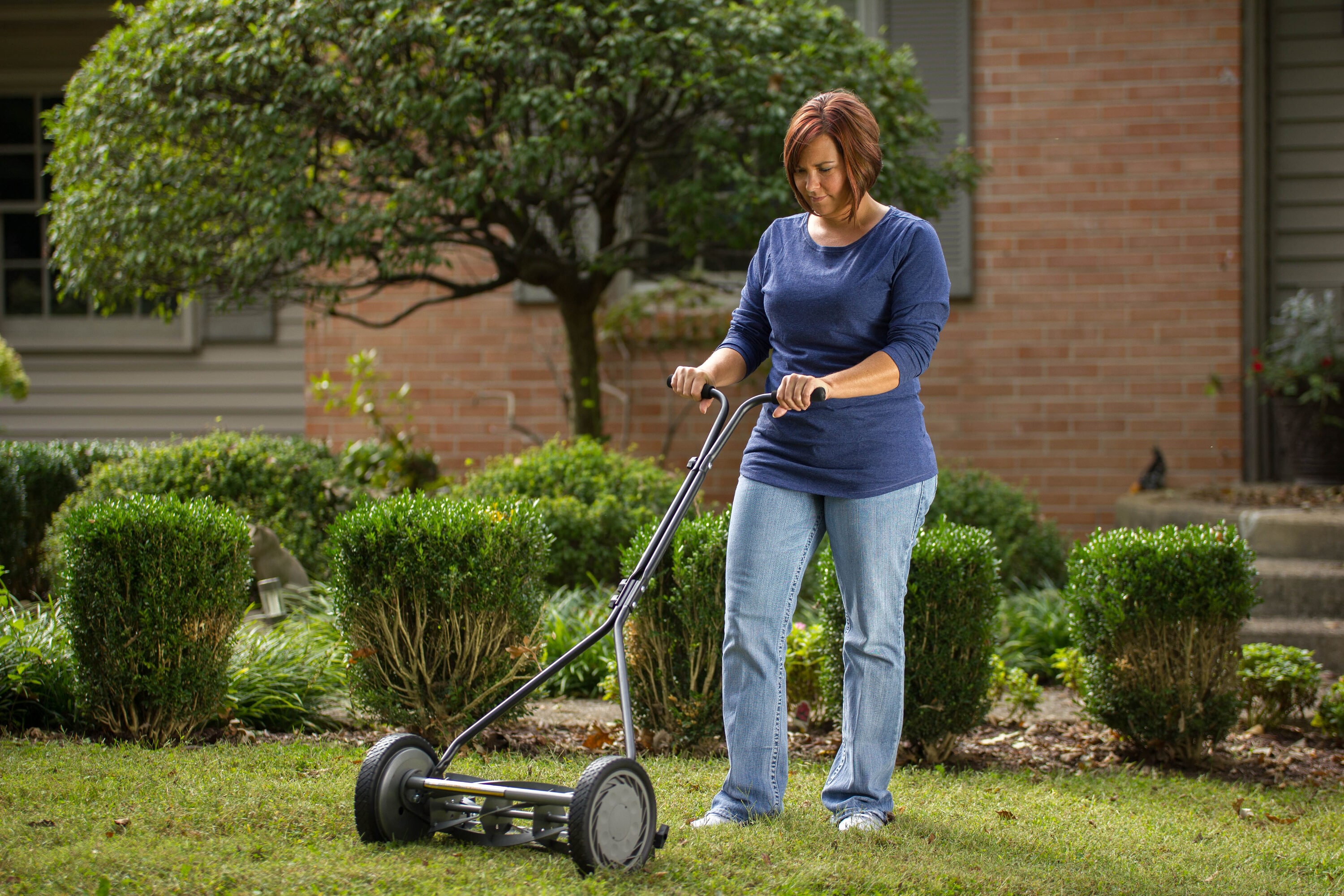 Great States 16-Inch Manual Push Reel Lawn Mower with 5-Blade Ball