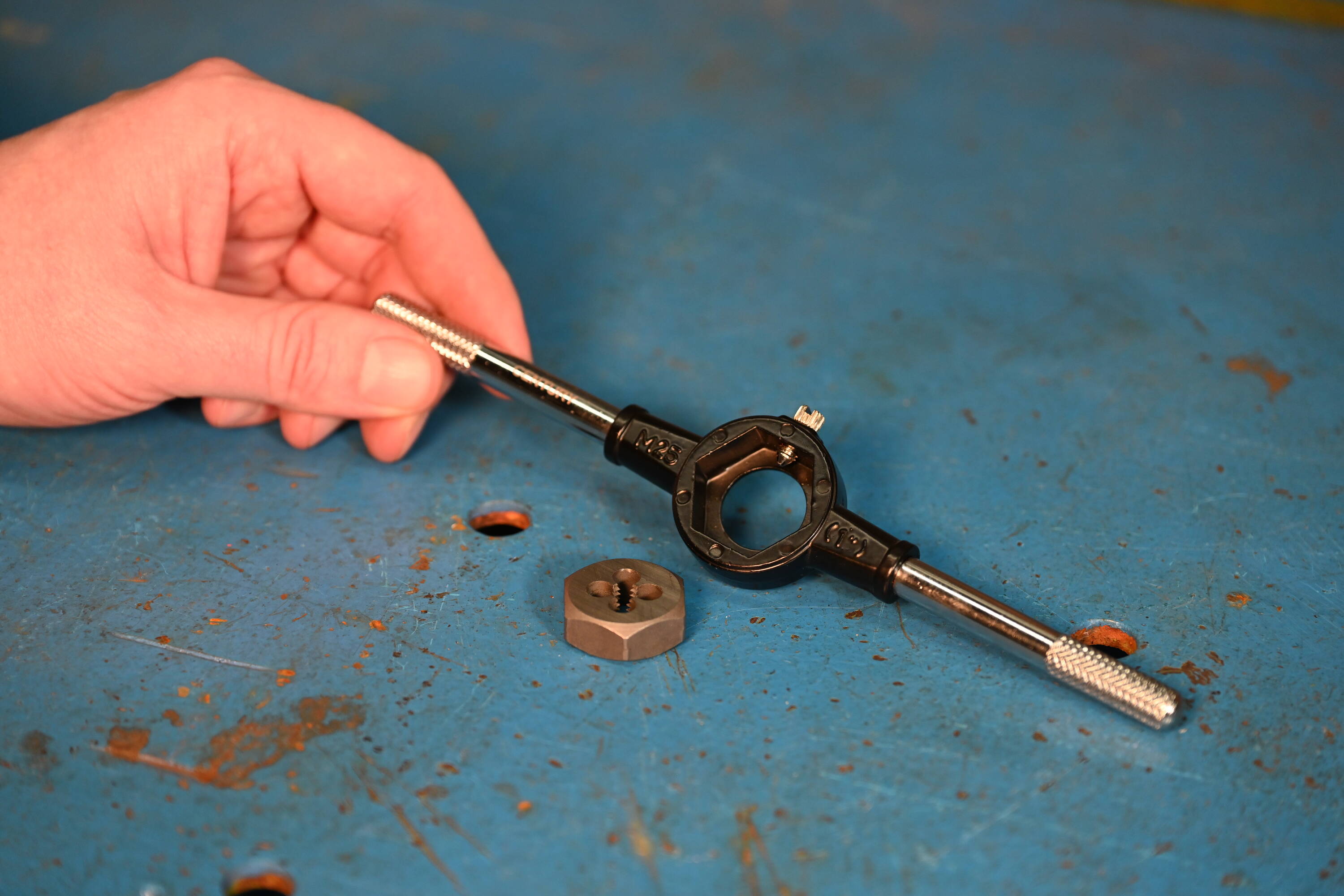 Century Drill & Tool 98504 dies - View #5