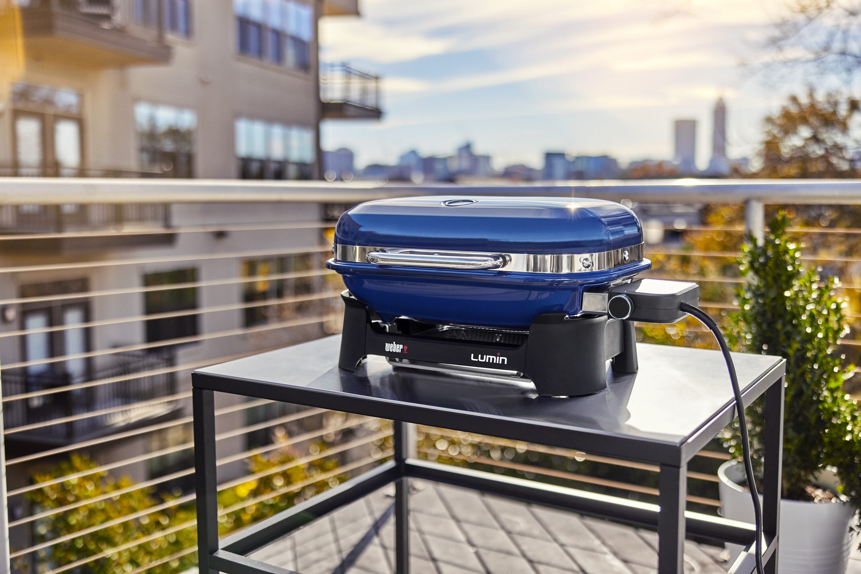 Weber Lumin Compact 1560-Watt Deep Ocean Blue Electric Grill 91300901 Sansujyuku sansujyuku.com