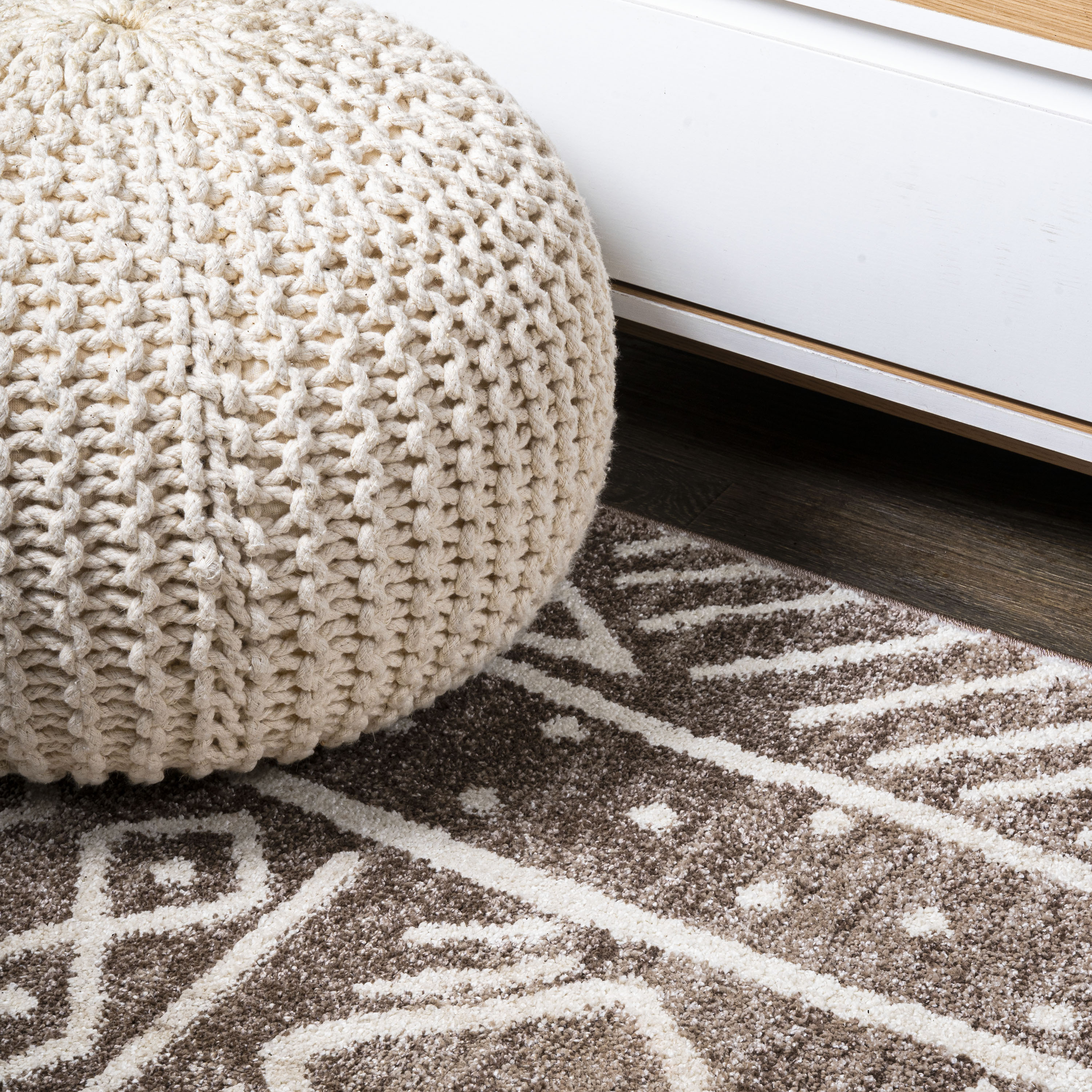 Ivory and Brown Geometric Synthetic 4' x 6' Reversible Area Rug