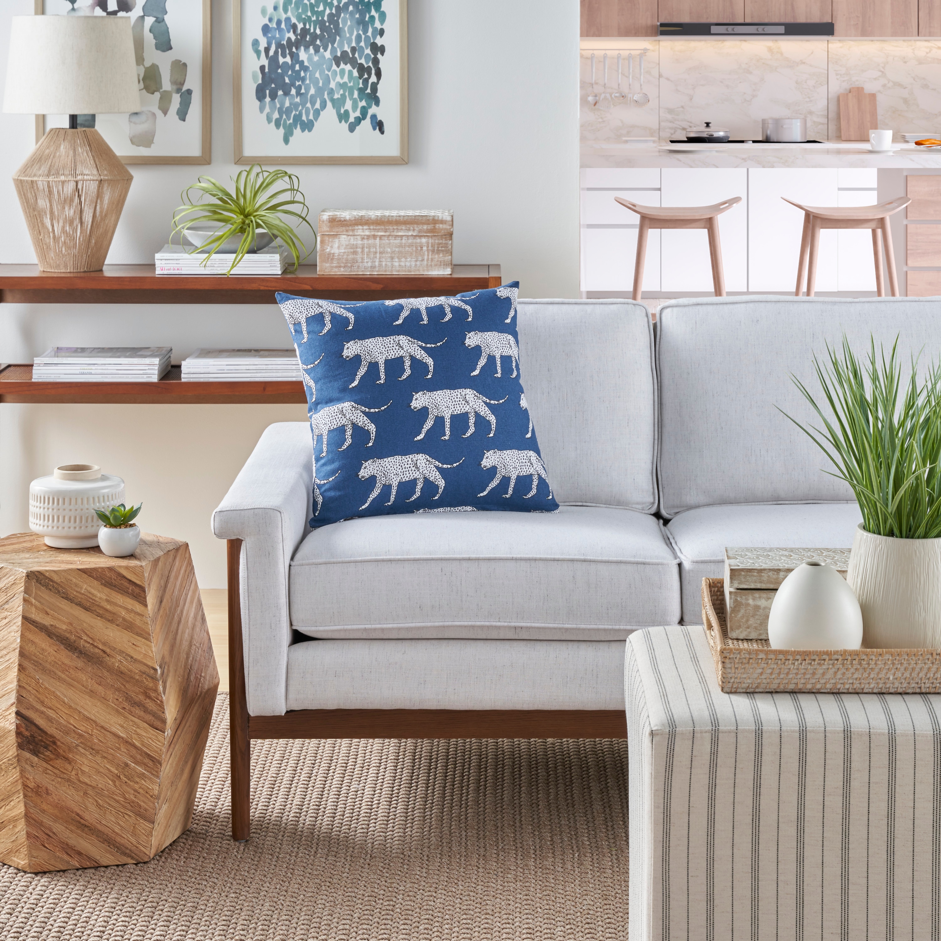Mina Victory 798019004330 Accent-Pillows - View #3