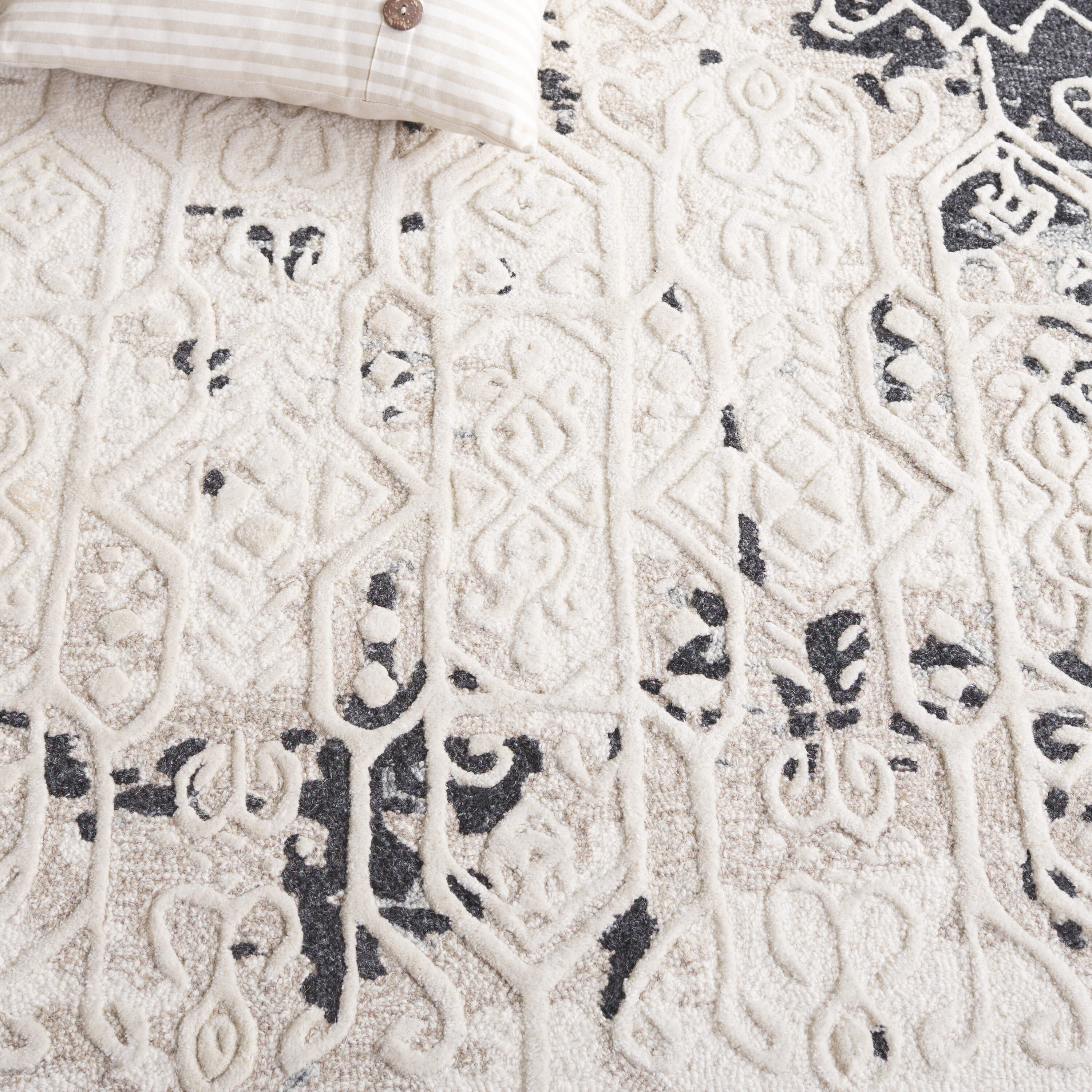 Safavieh EBN130Z-4 rugs - View #4