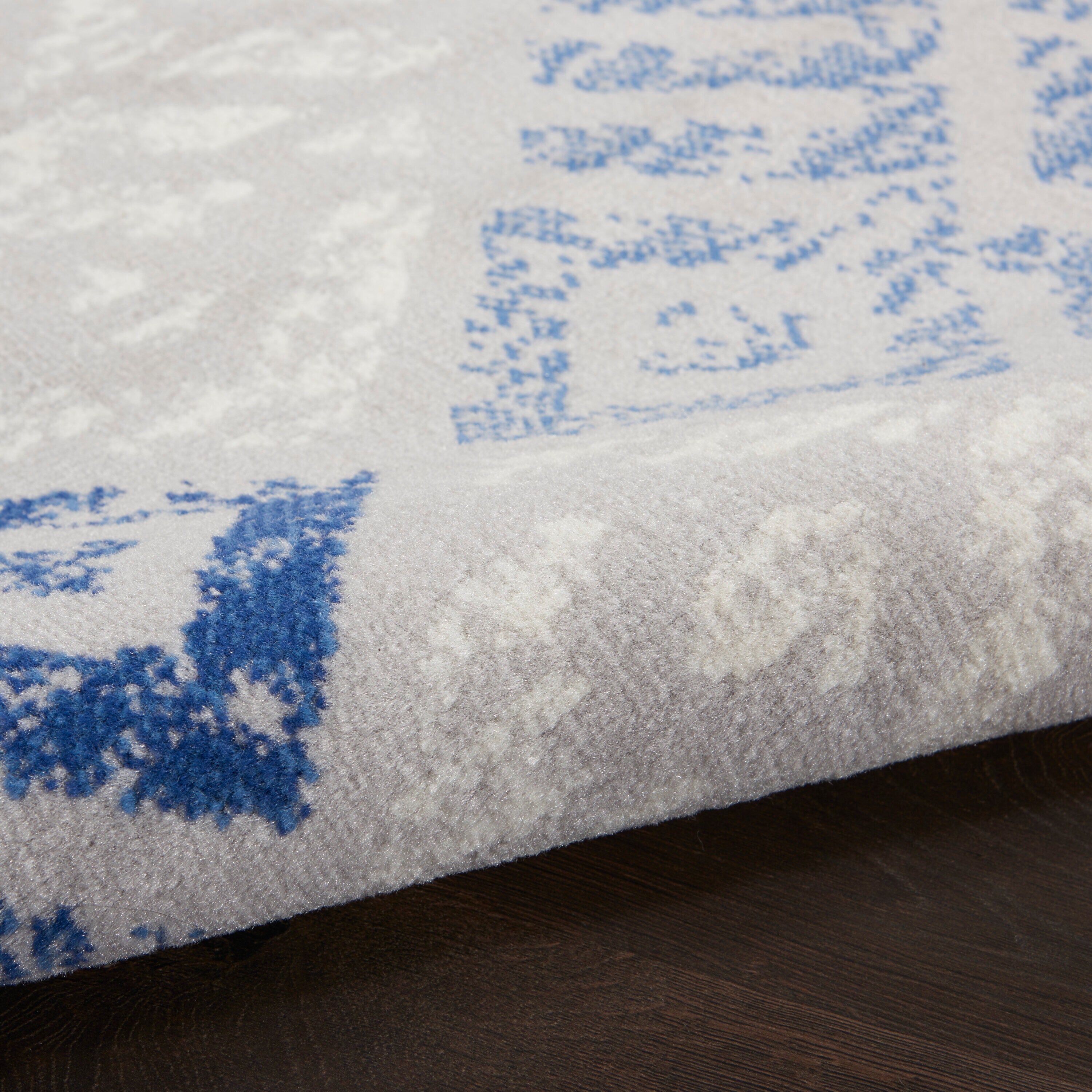 Elysian Gray Geometric 4' x 6' Synthetic Reversible Rug