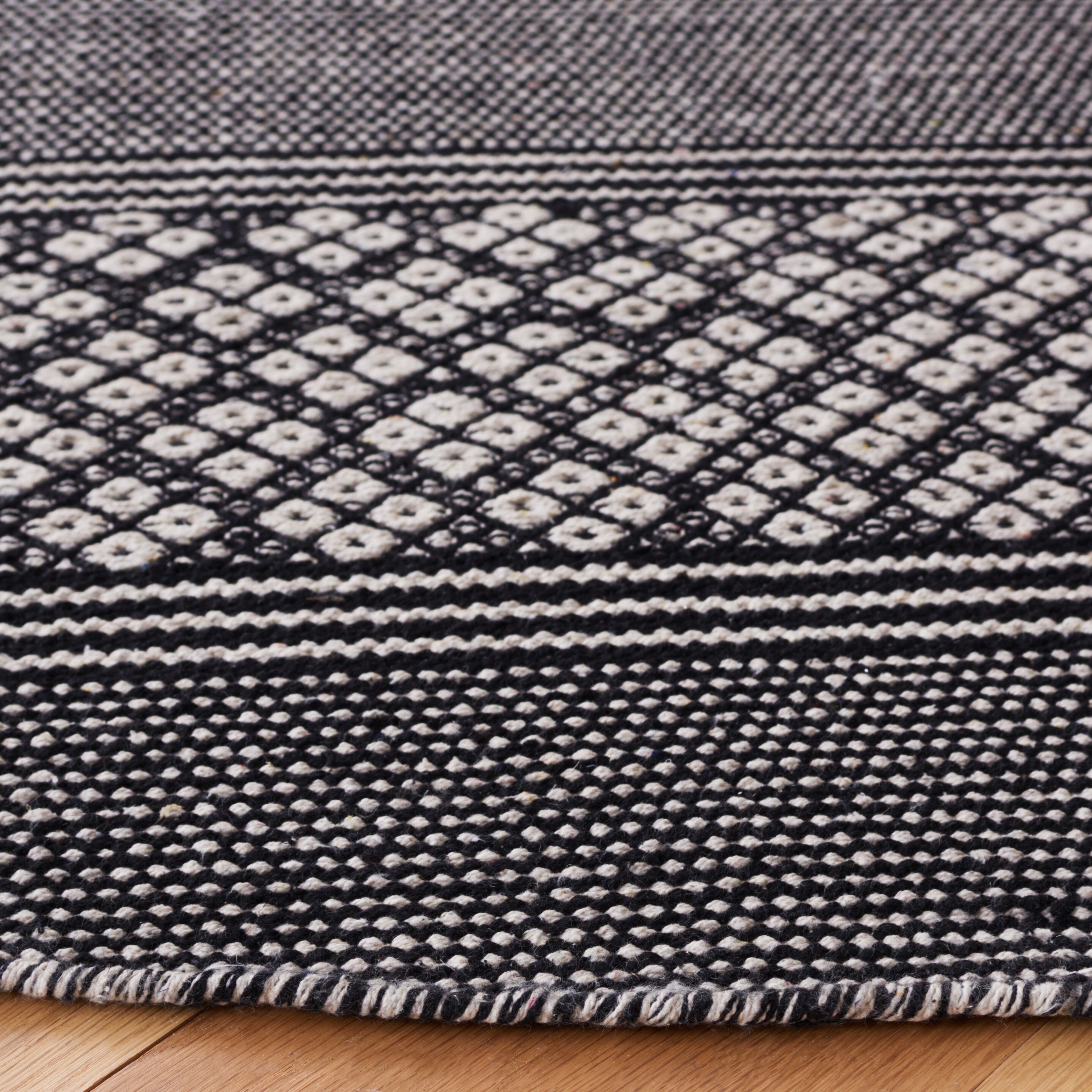 Safavieh MTK727Z-6R rugs - View #3