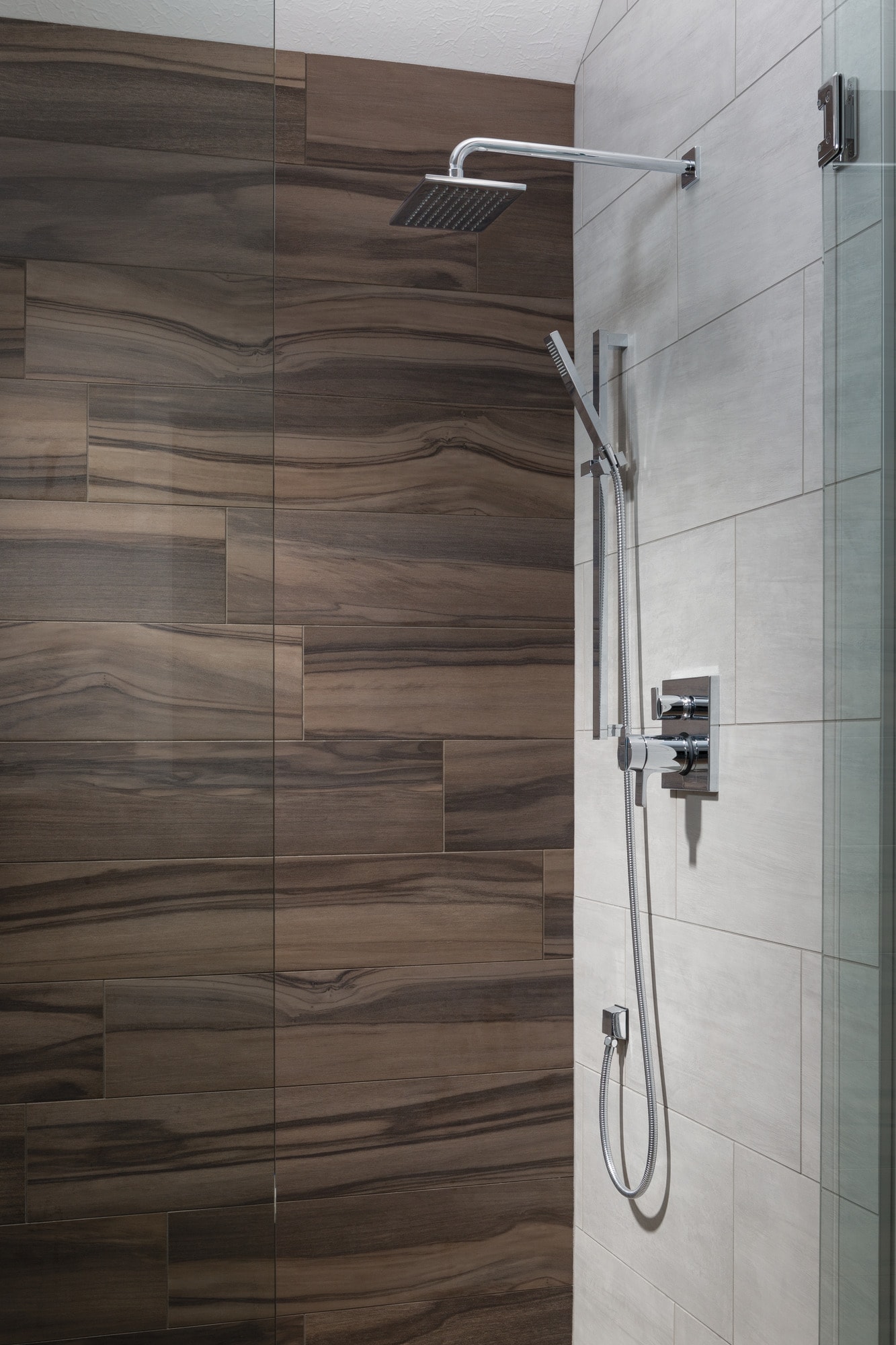 Delta 50570 Bath-Shower-Facc - View #7