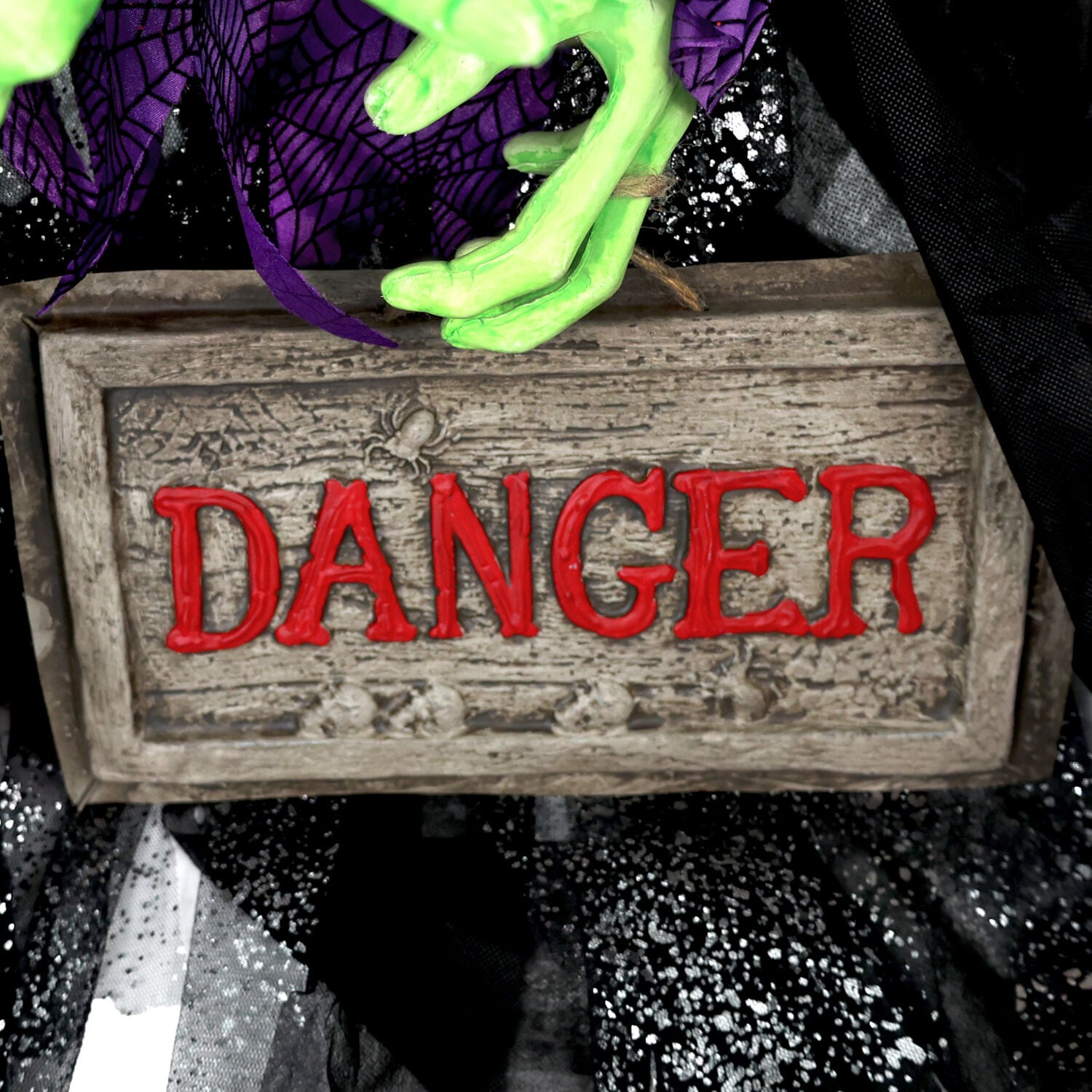 43" Green and Purple Animatronic Witch with LED Eyes
