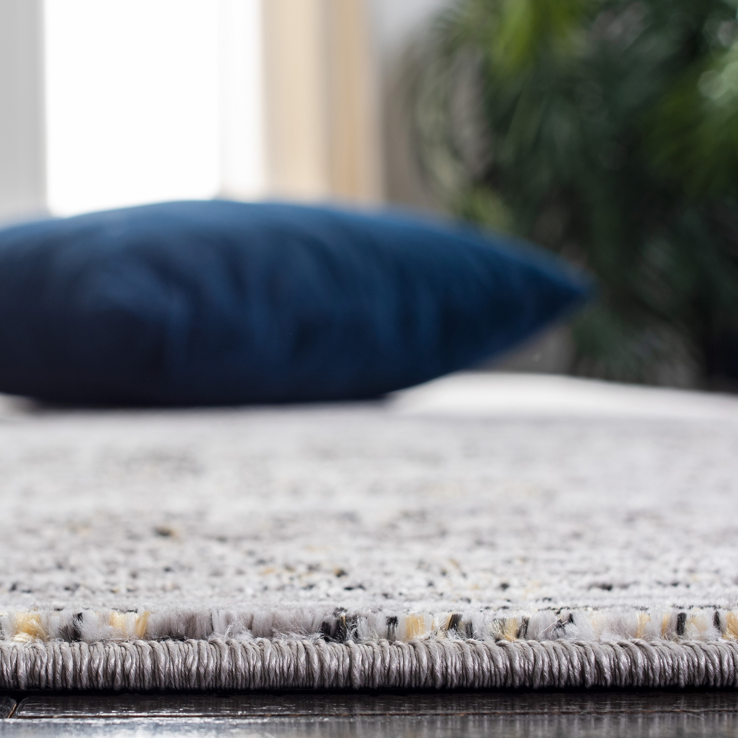 Safavieh ALA239F-4 rugs - View #4
