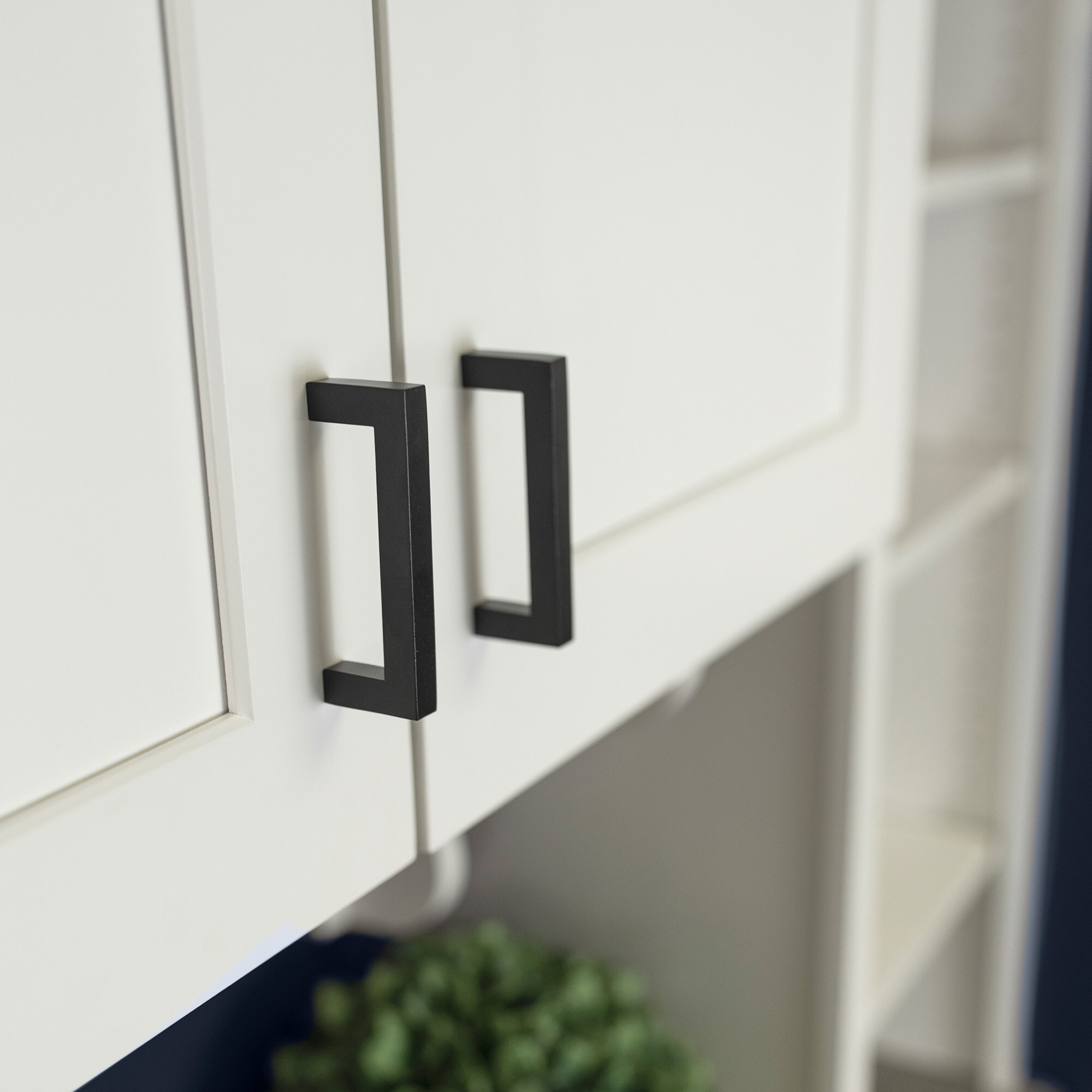 Hickory Hardware HH075326-MB-10B Cabinet-Pulls - View #7
