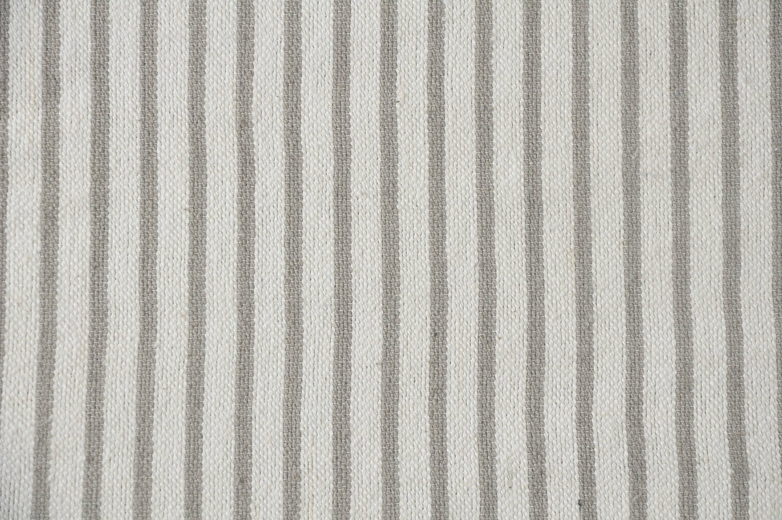 LR Home 2522A9084934J8 Blankets-And-Throws - View #7